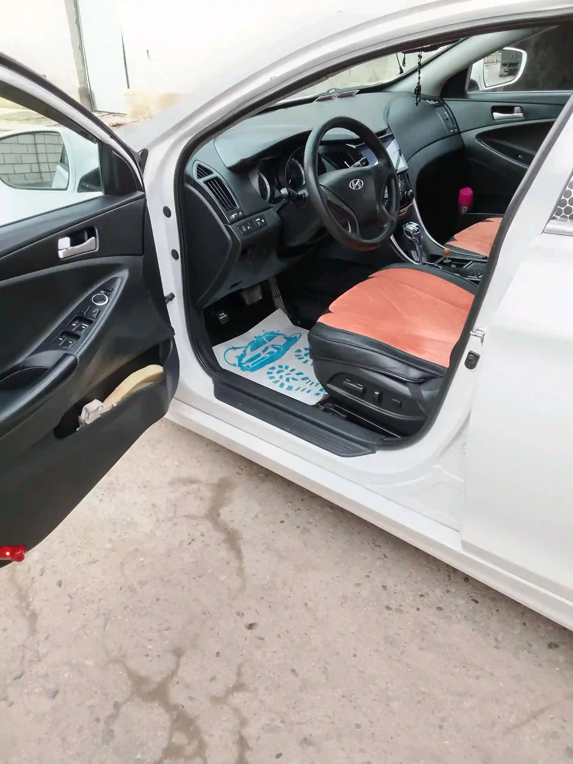 Hyundai Sonata 2011