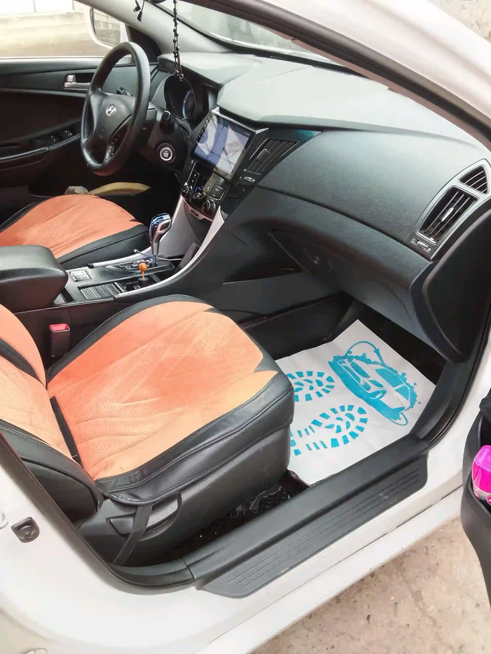 Hyundai Sonata 2011