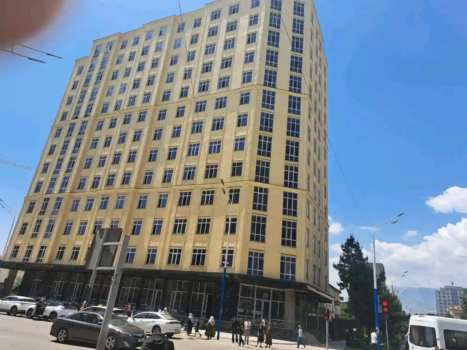 2-к квартира, 13 этаж, 60 м², Ваҳдат