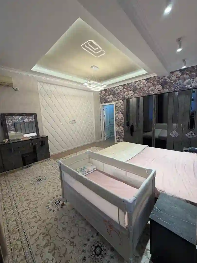 3-к квартира, 5 этаж, 130 м², дос печать пушти ситора