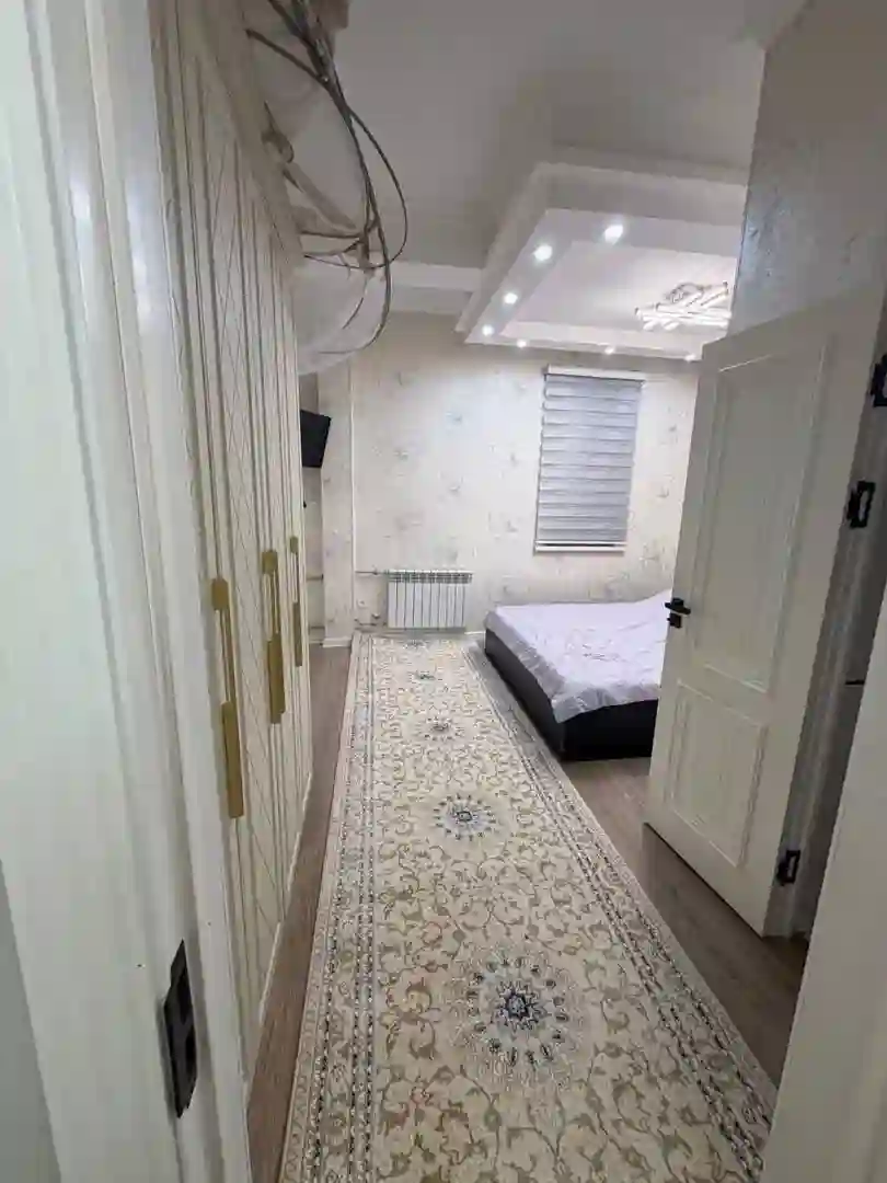 3-к квартира, 5 этаж, 130 м², дос печать пушти ситора