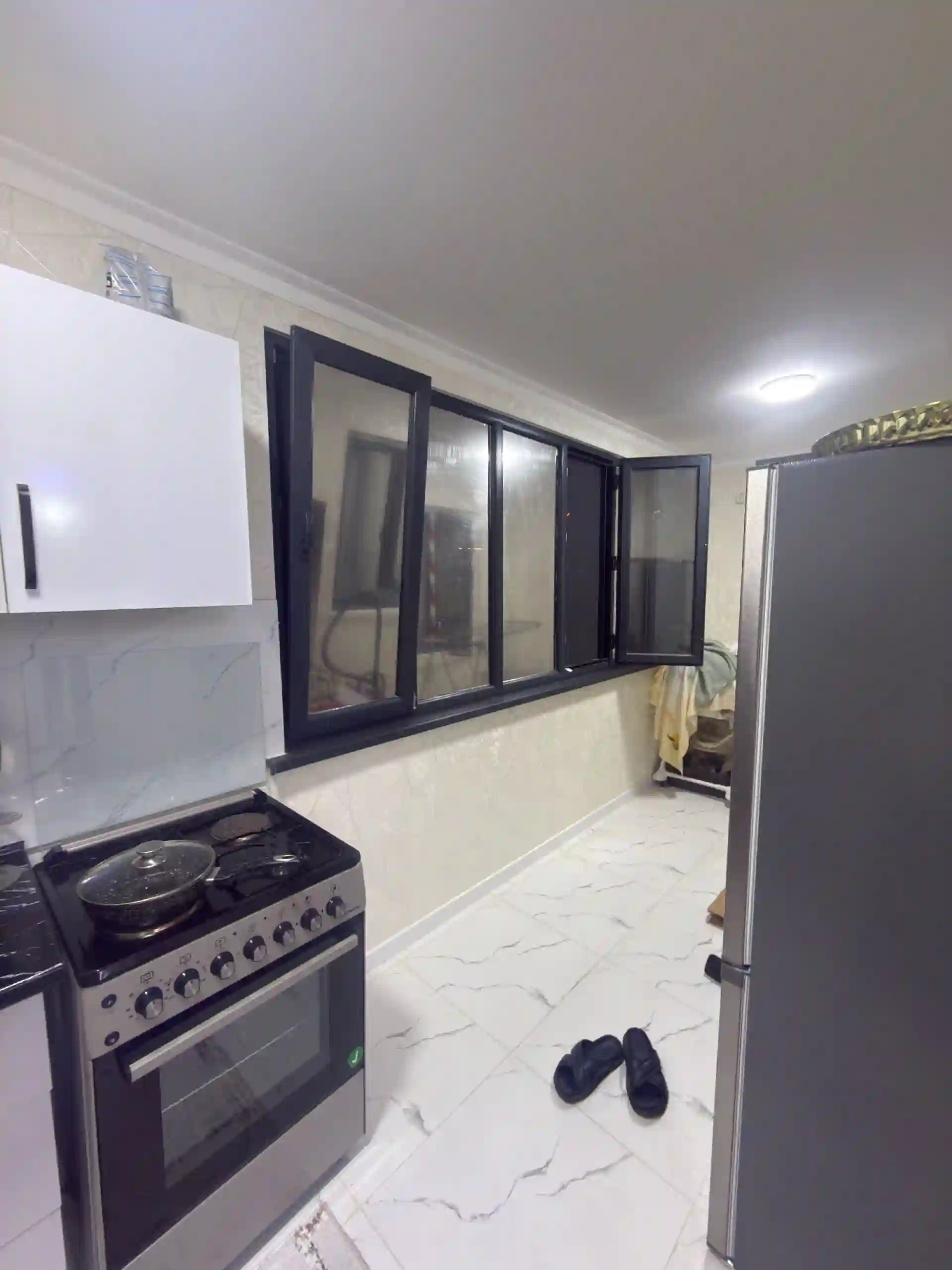 2-к квартира, 1 этаж, 54 м², 102