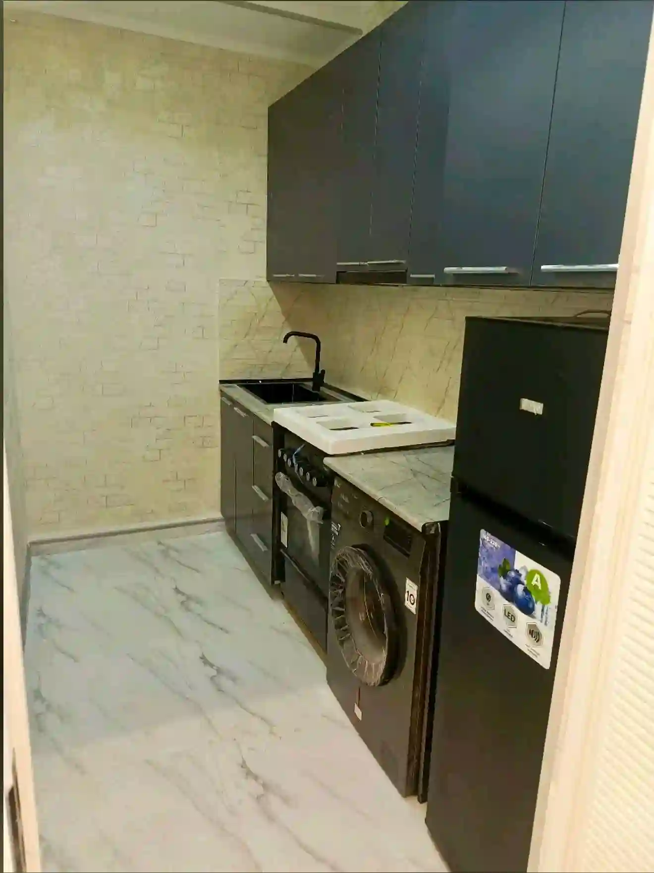 2-к квартира, 9 этаж, 49 м², Фирдавси