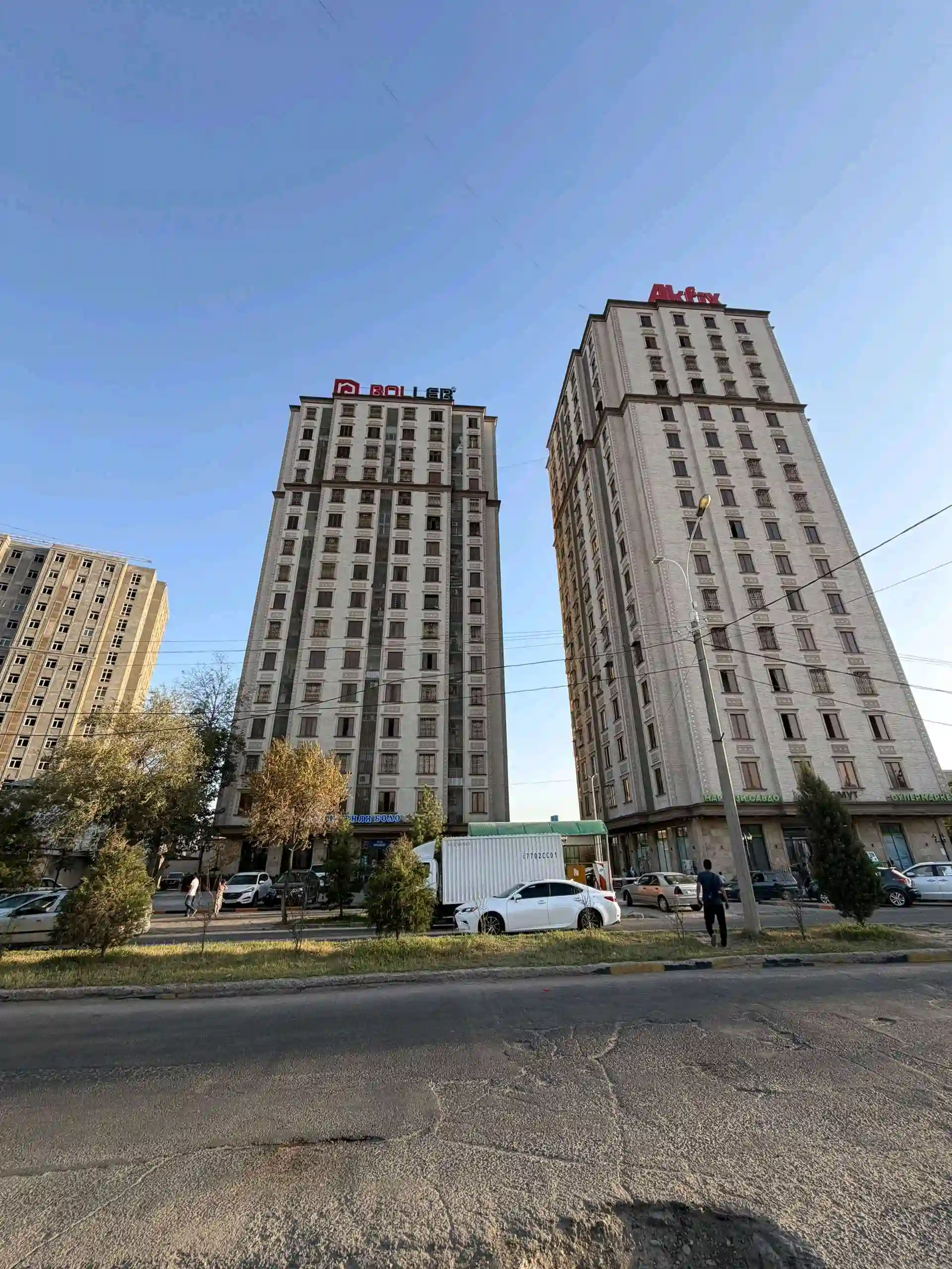 3-к квартира, 9 этаж, 88 м², фирдавси