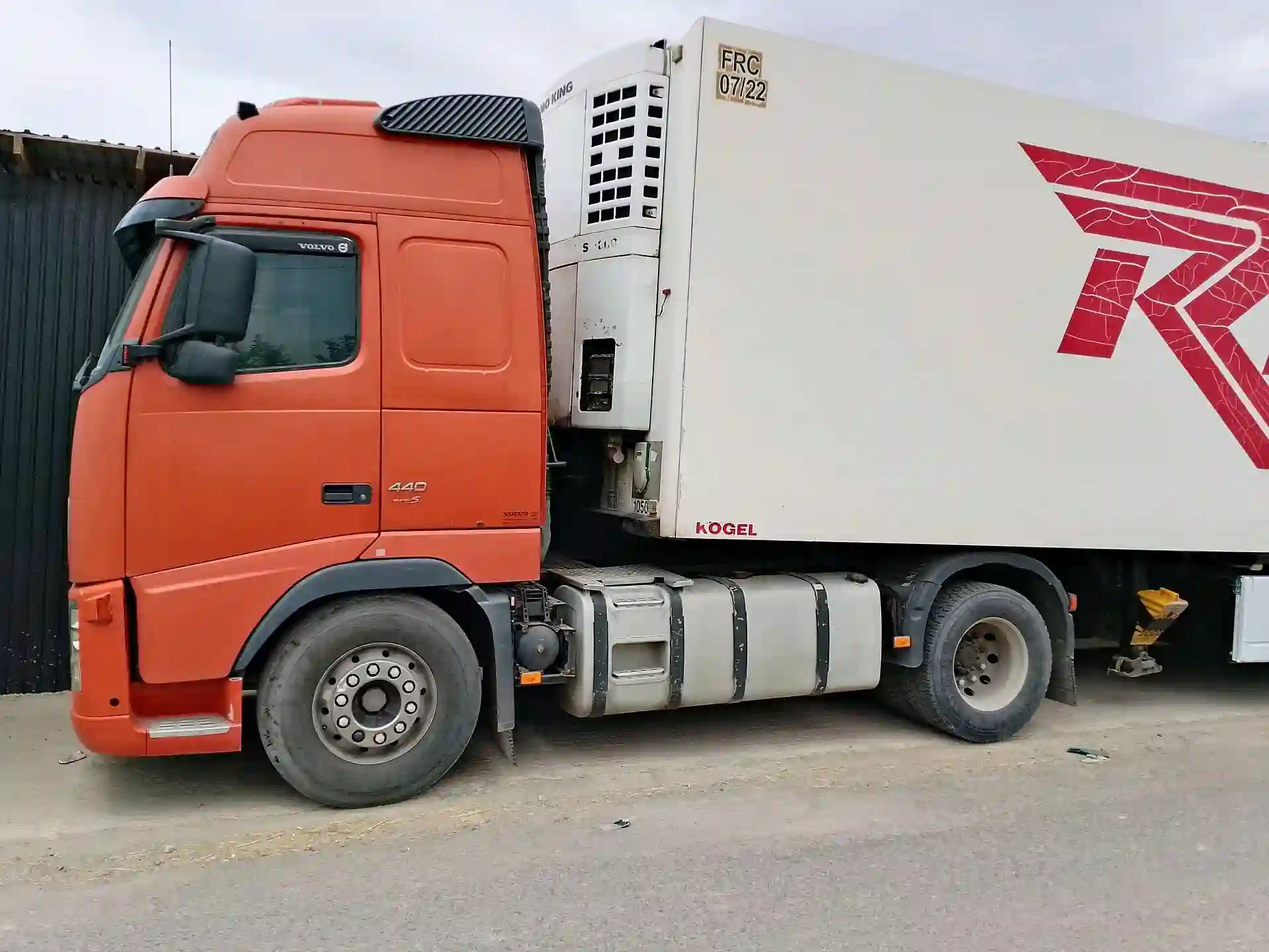 Тягач Volvo