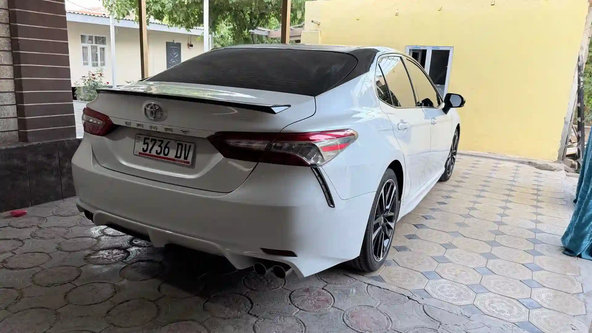 Toyota Camry 2019