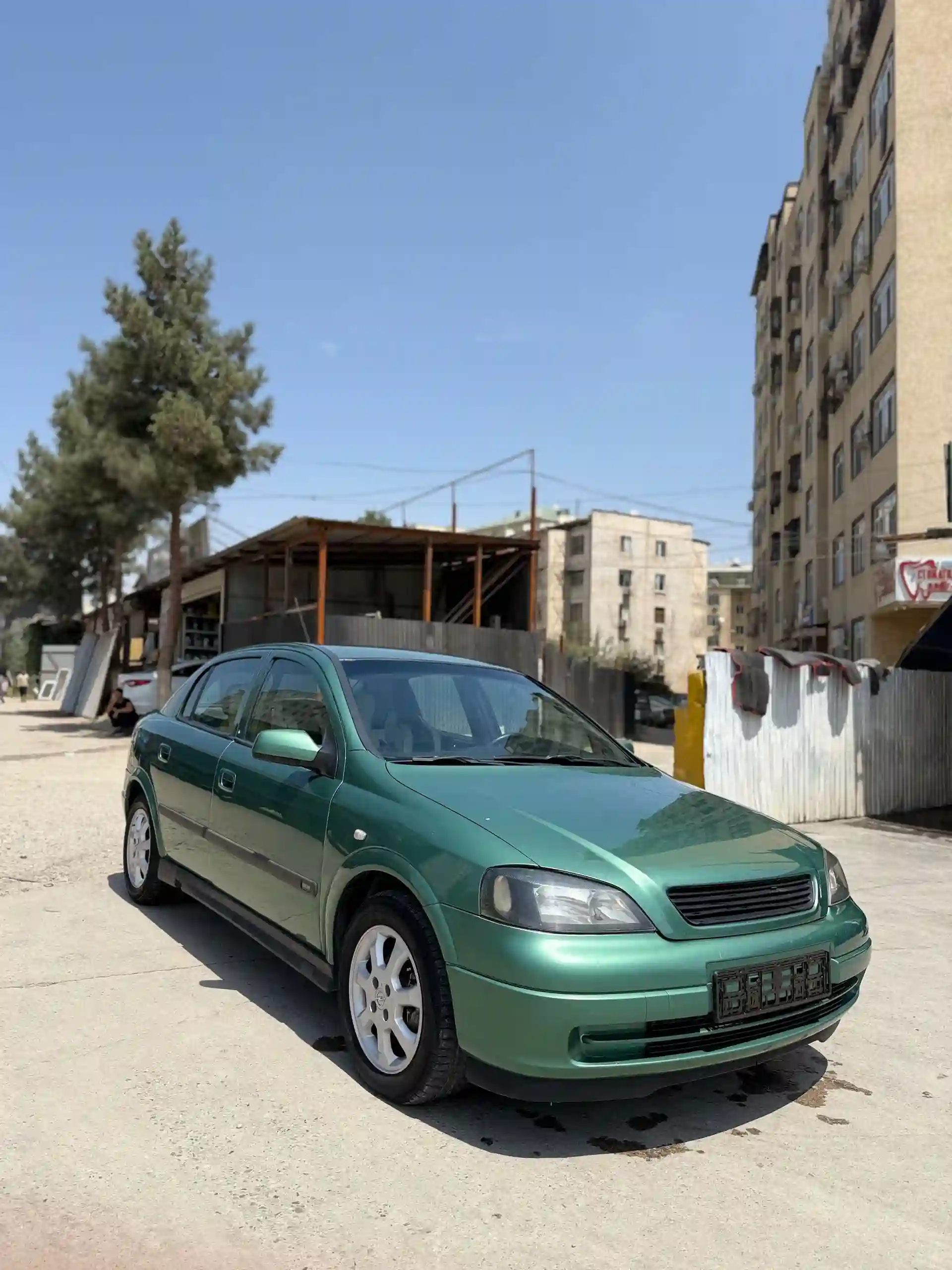 Opel Astra j 1999