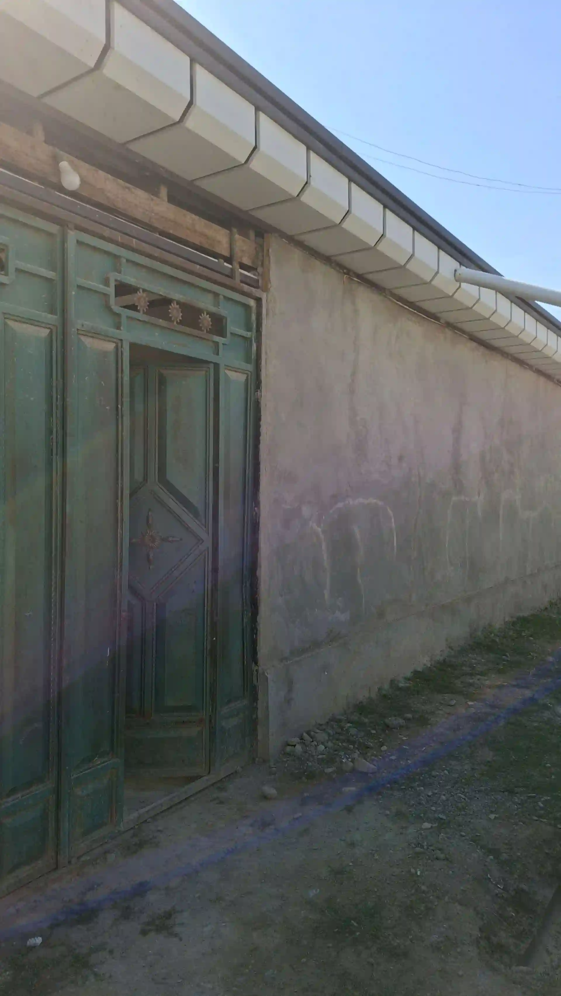 1 этажный, 10-комн. дом, 250 м², 6 соток, Ругунд