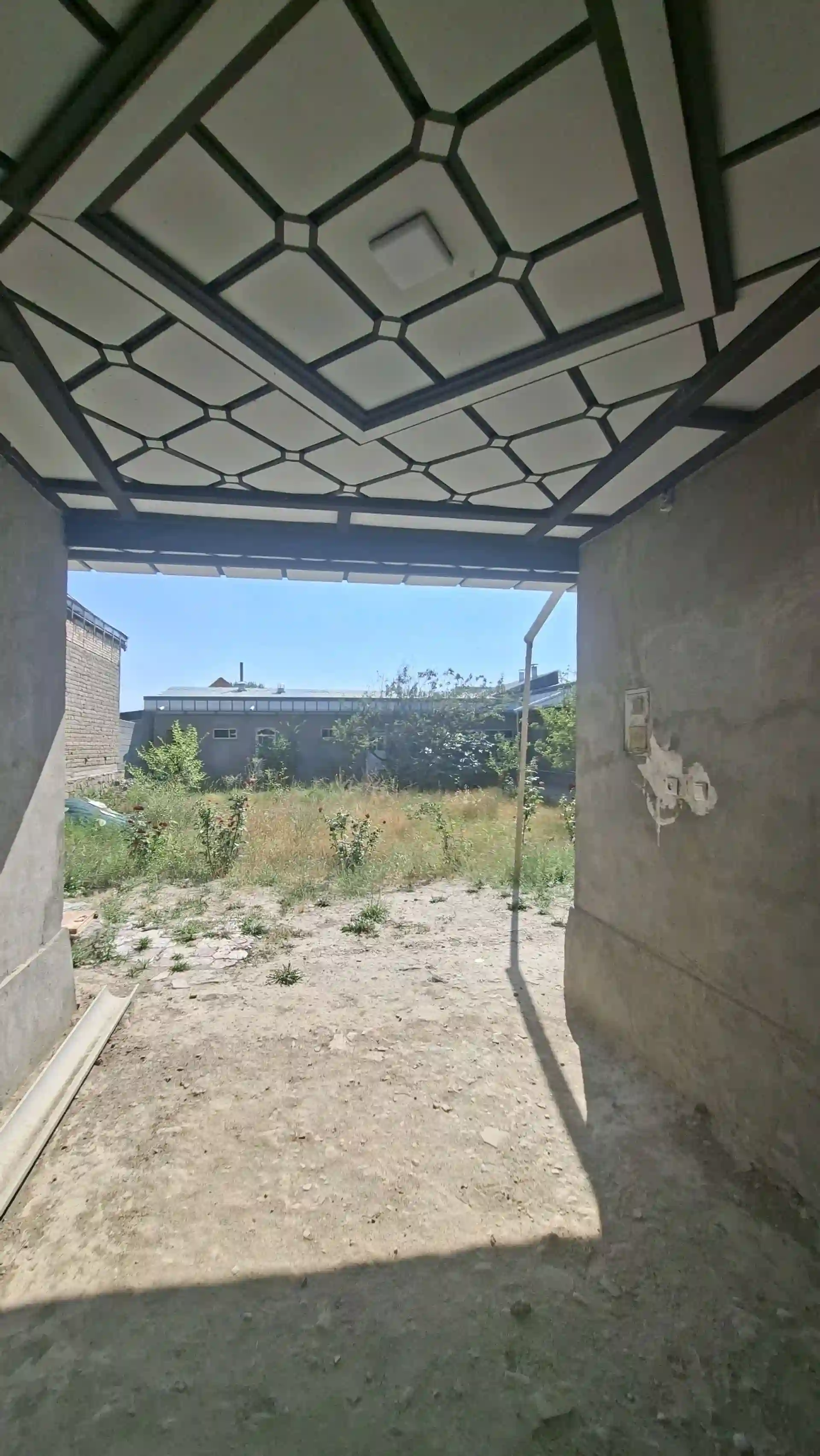 1 этажный, 10-комн. дом, 250 м², 6 соток, Ругунд