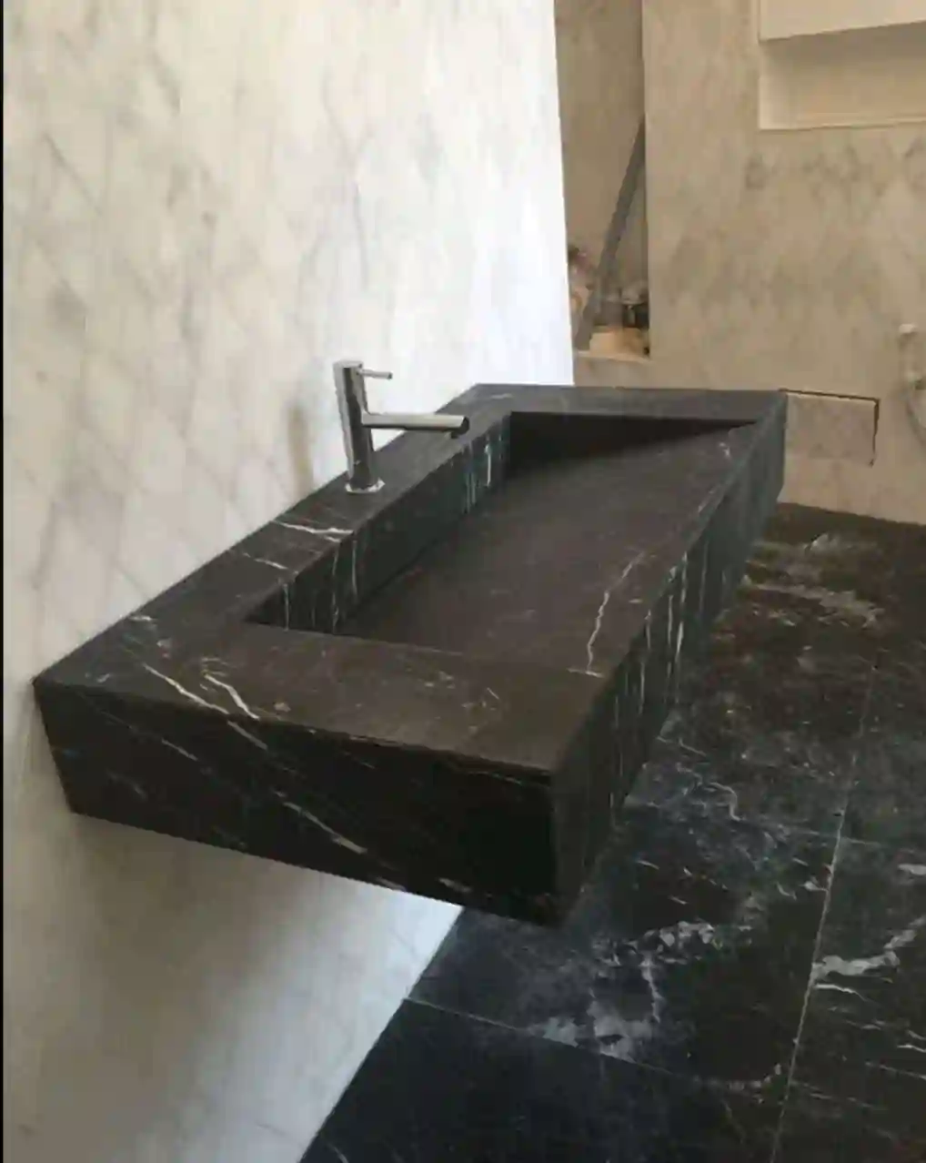 Раковина из натурального мрамора