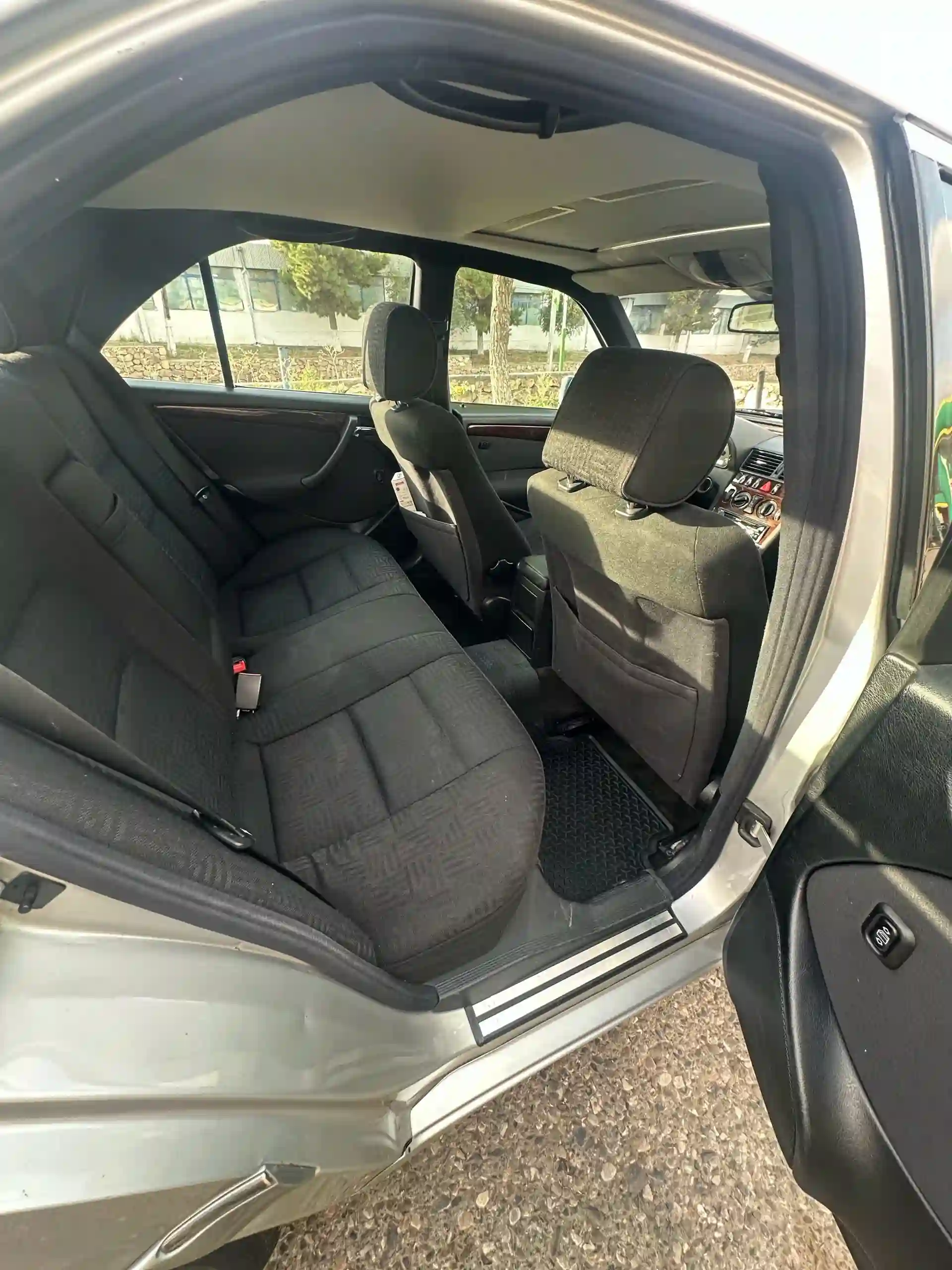 Mercedes-benz C class 1998