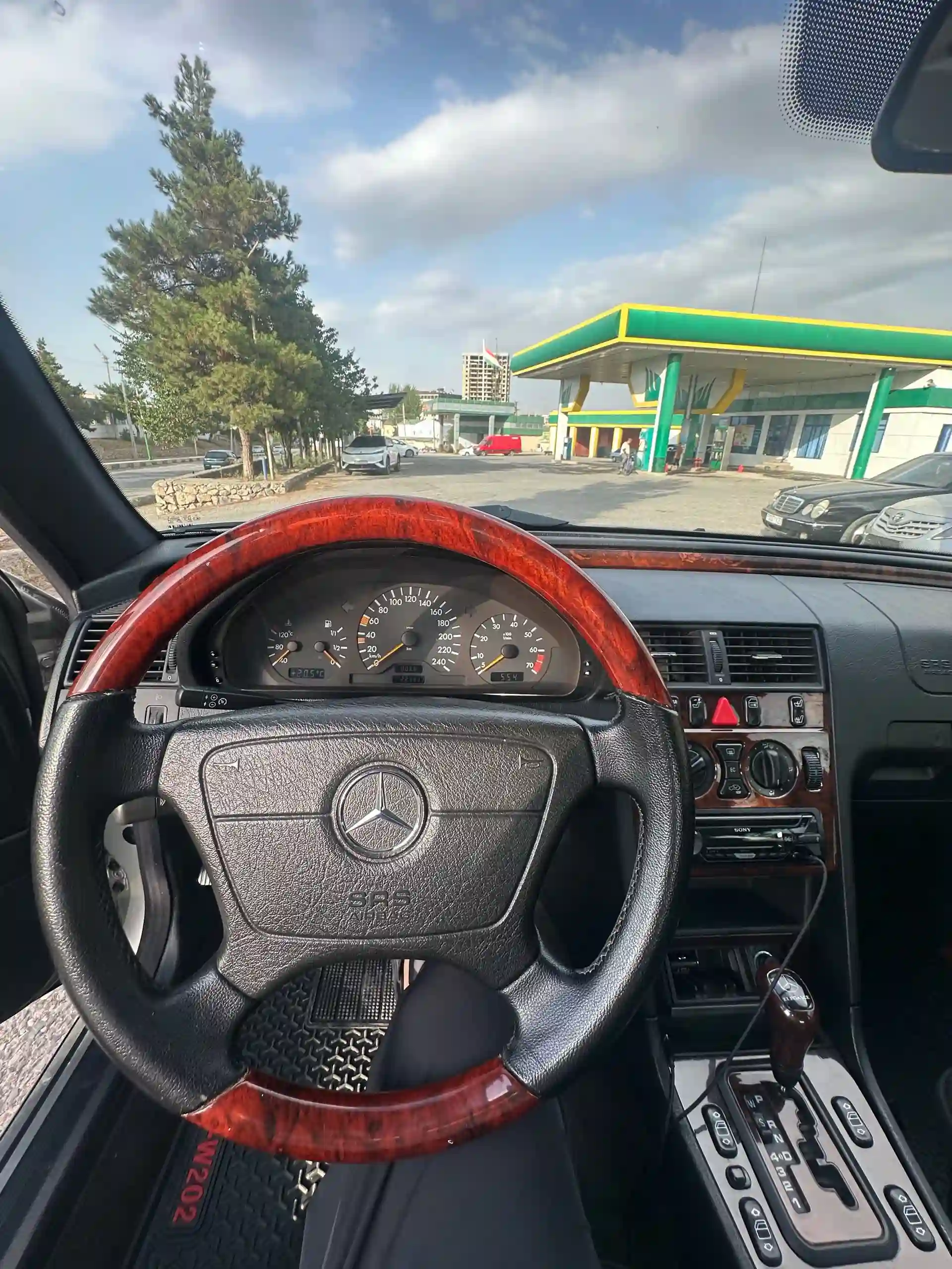 Mercedes-benz C class 1998
