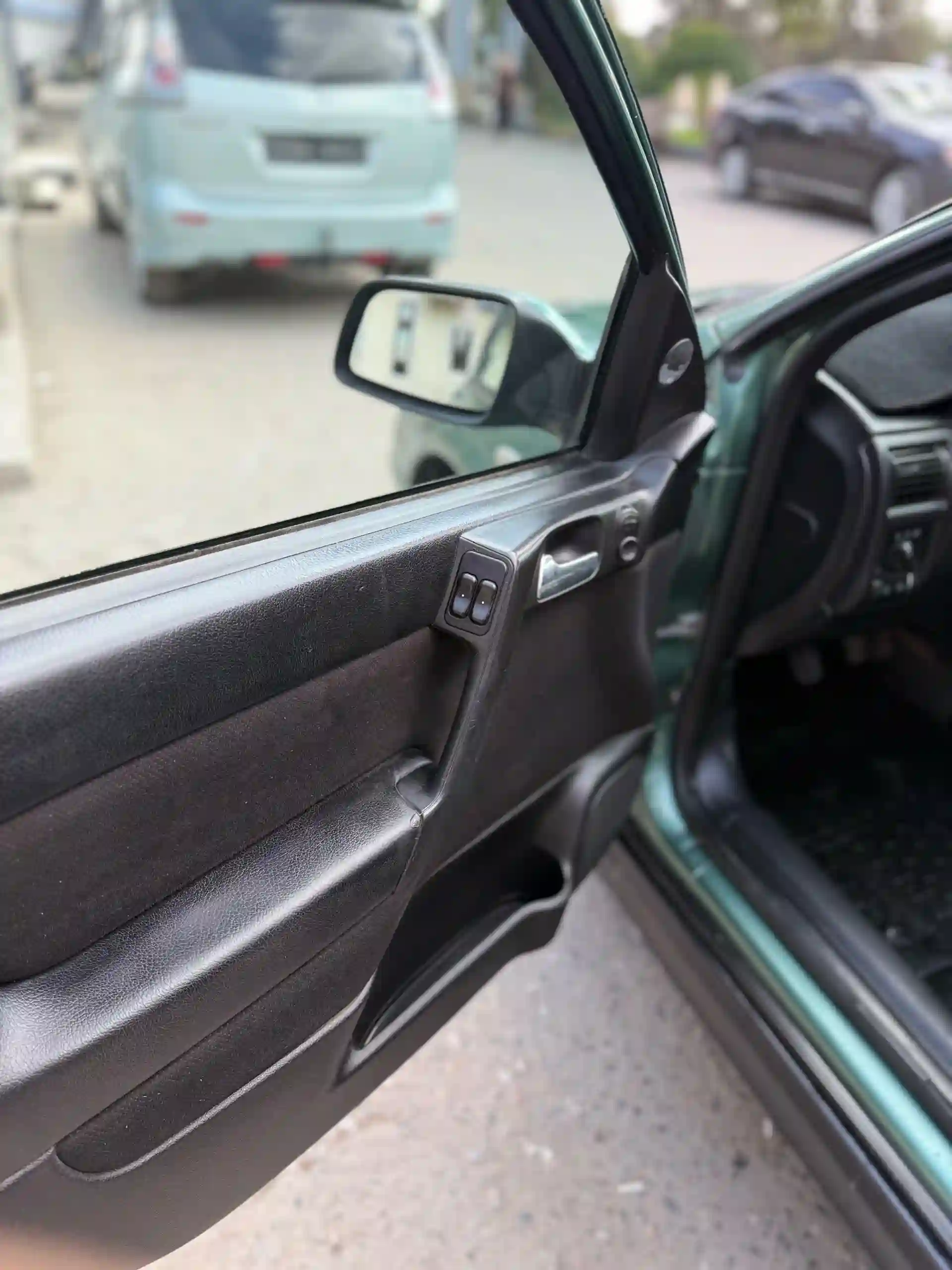 Opel Astra j 1999