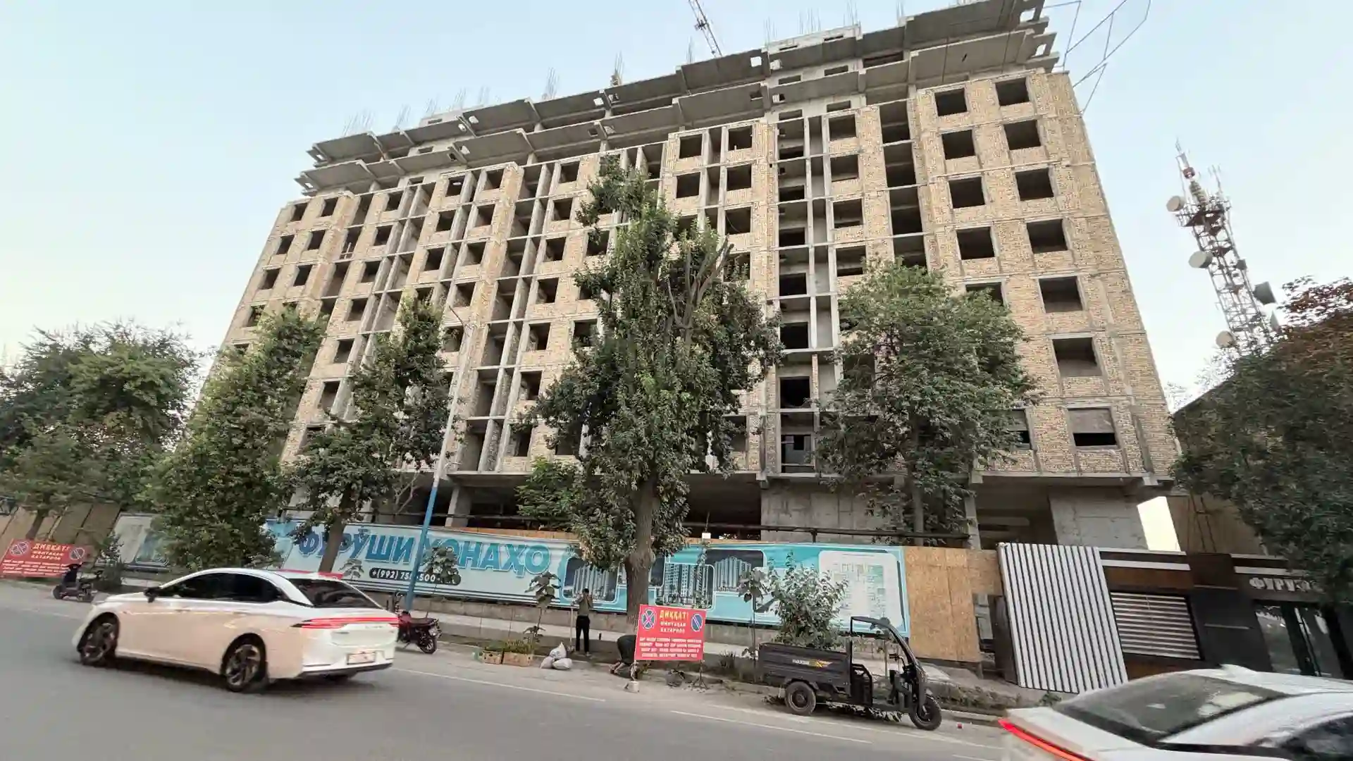 4-к квартира, 1 этаж, 102 м², шахри бохтар