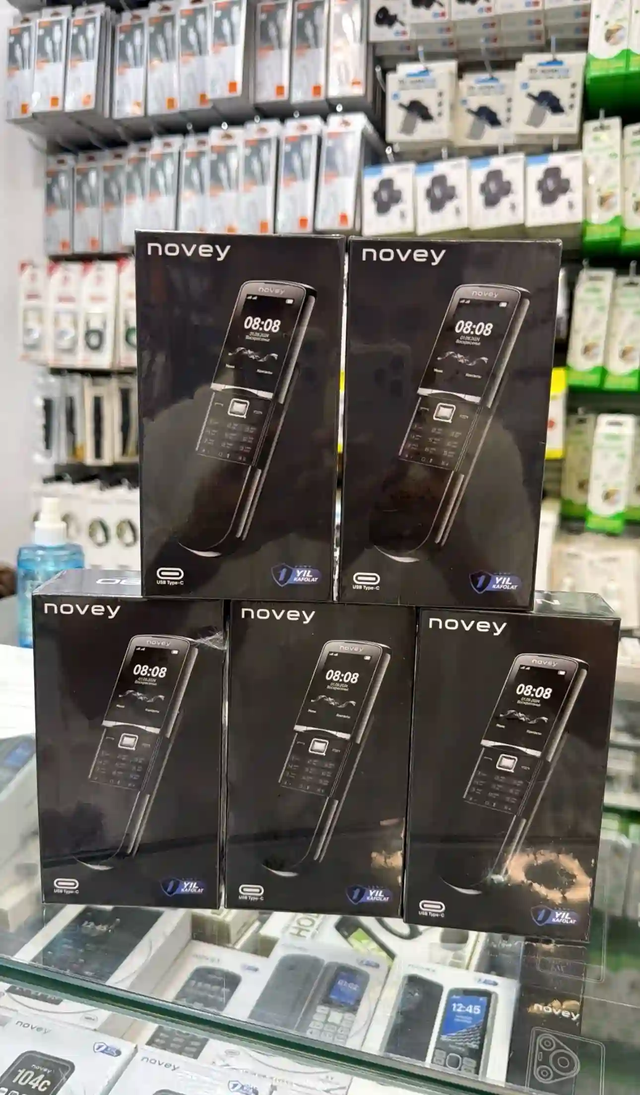 Novey 8800 16 gb