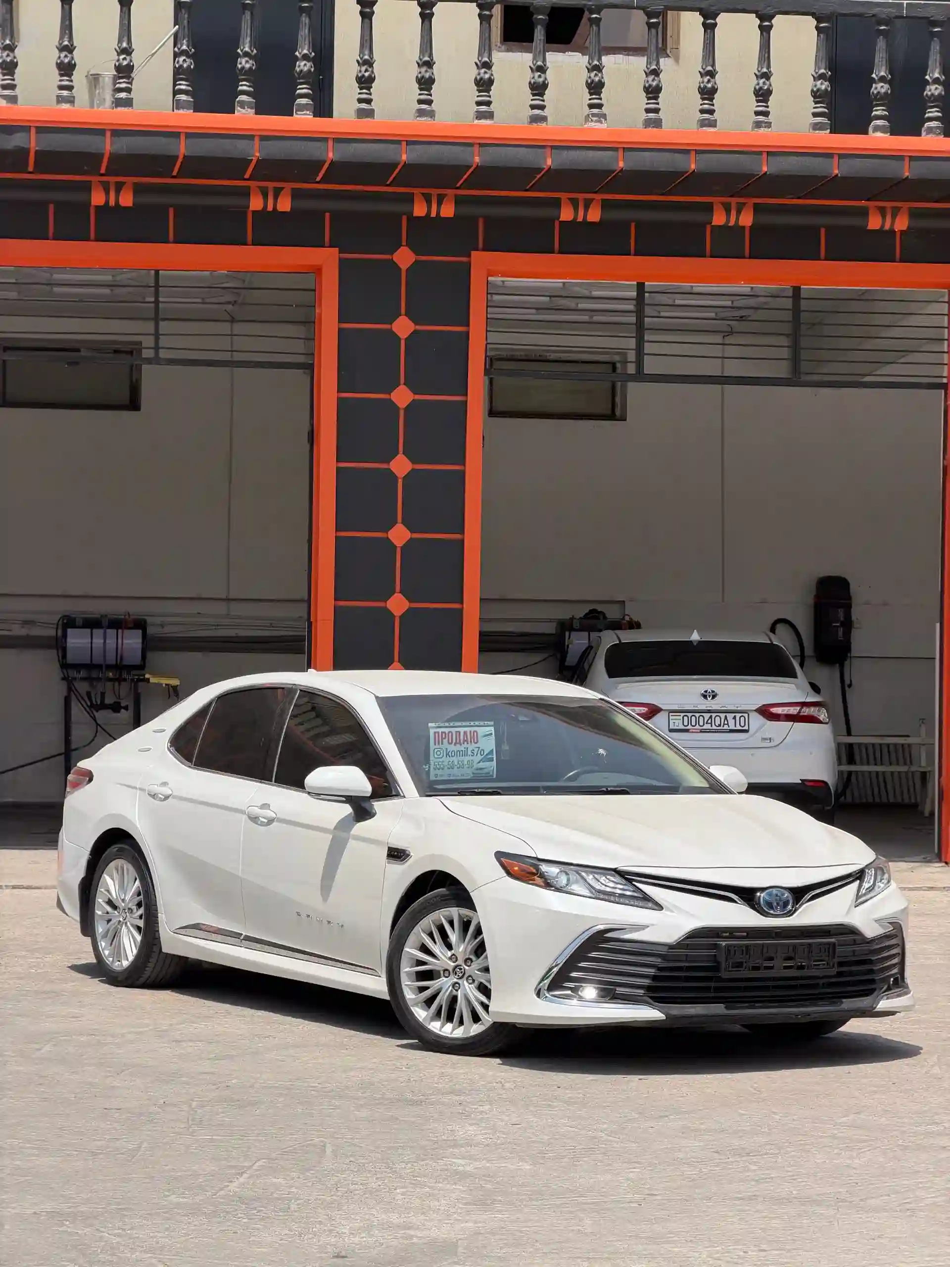 Toyota Camry 2019