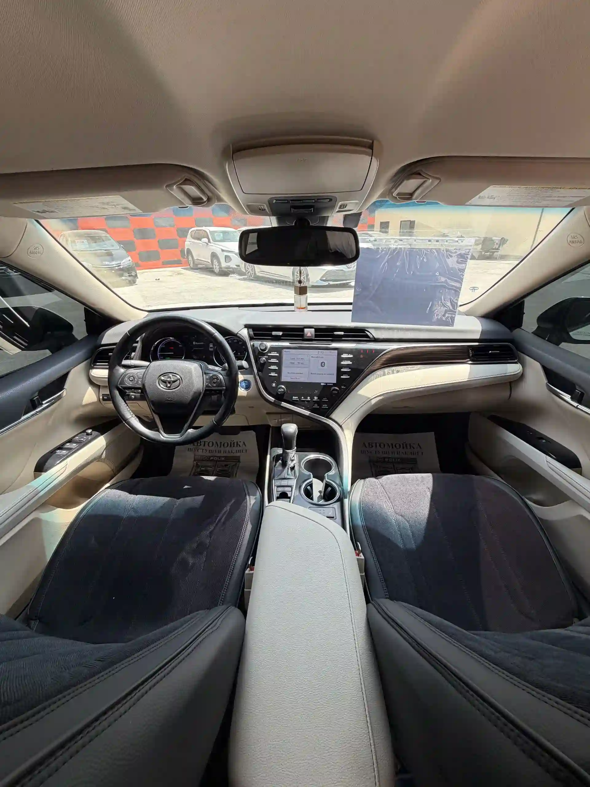 Toyota Camry 2019