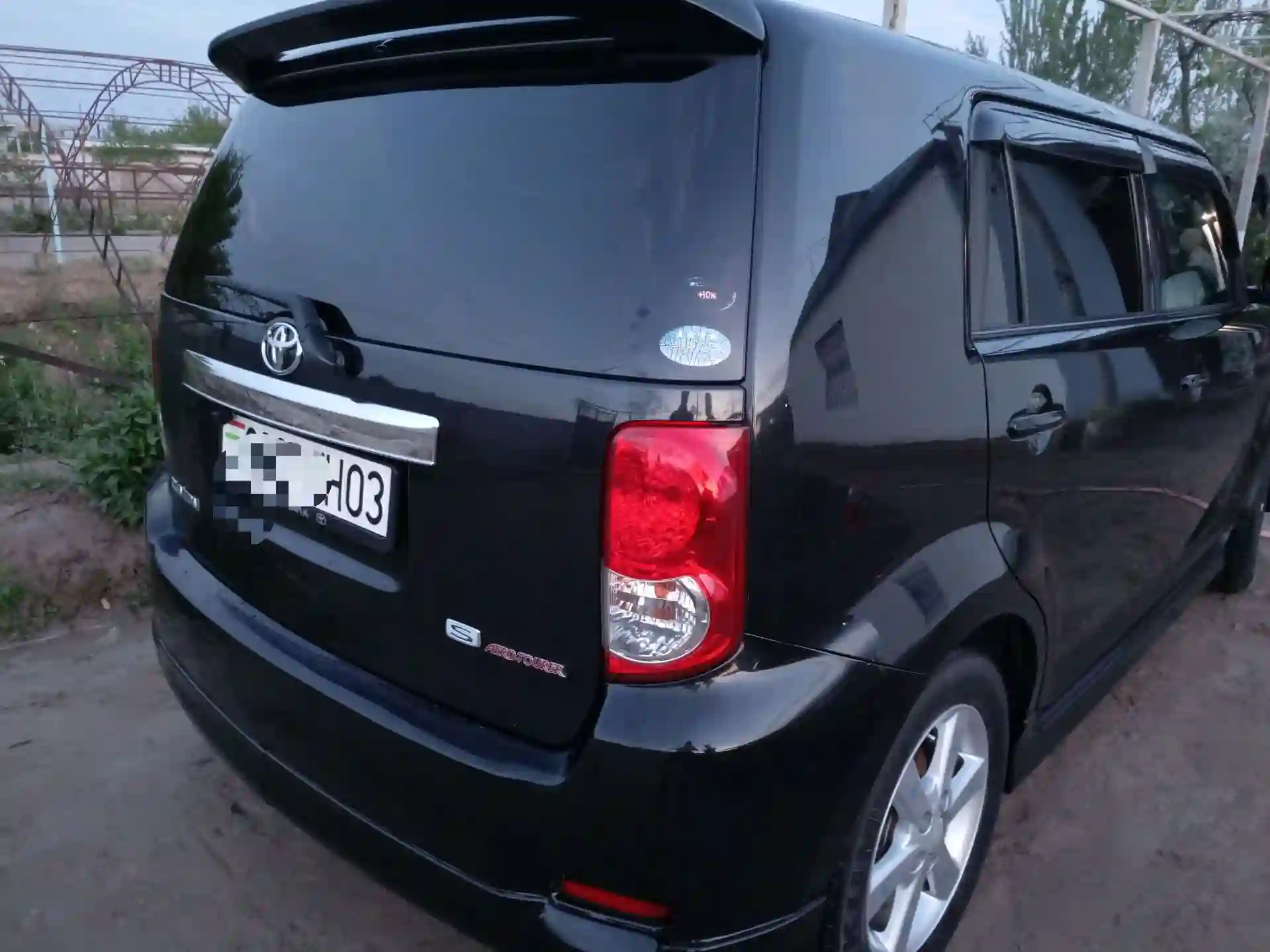 Toyota Rumion 2010