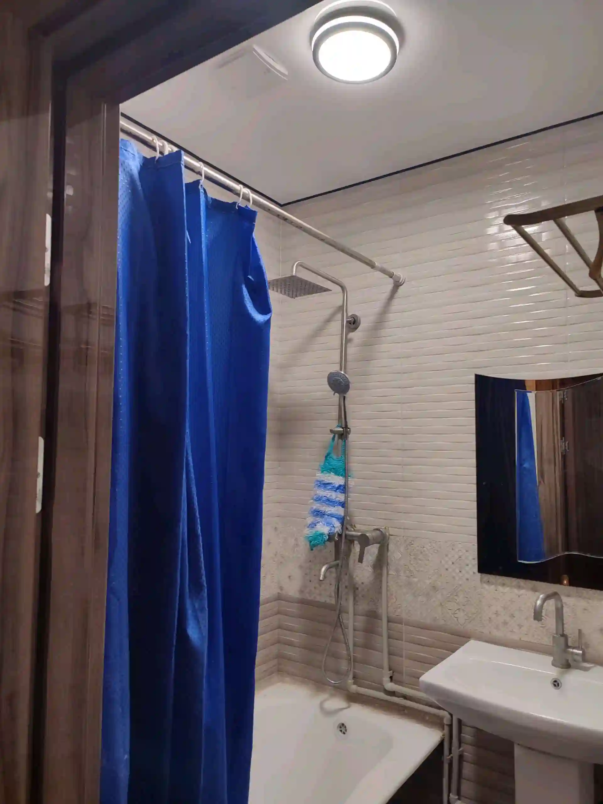 3-к квартира, 5 этаж, 90 м², 61мкр Фирдавси Пеши мантухона