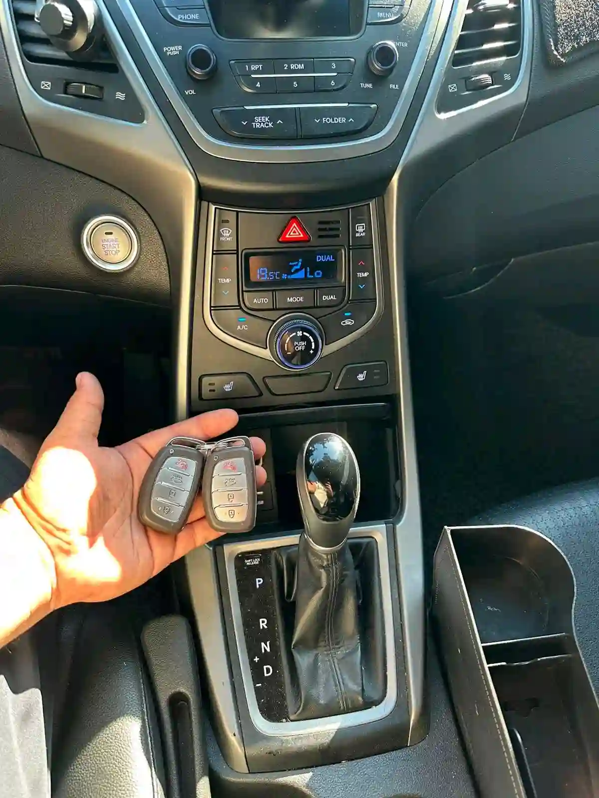 Hyundai Avante 2014