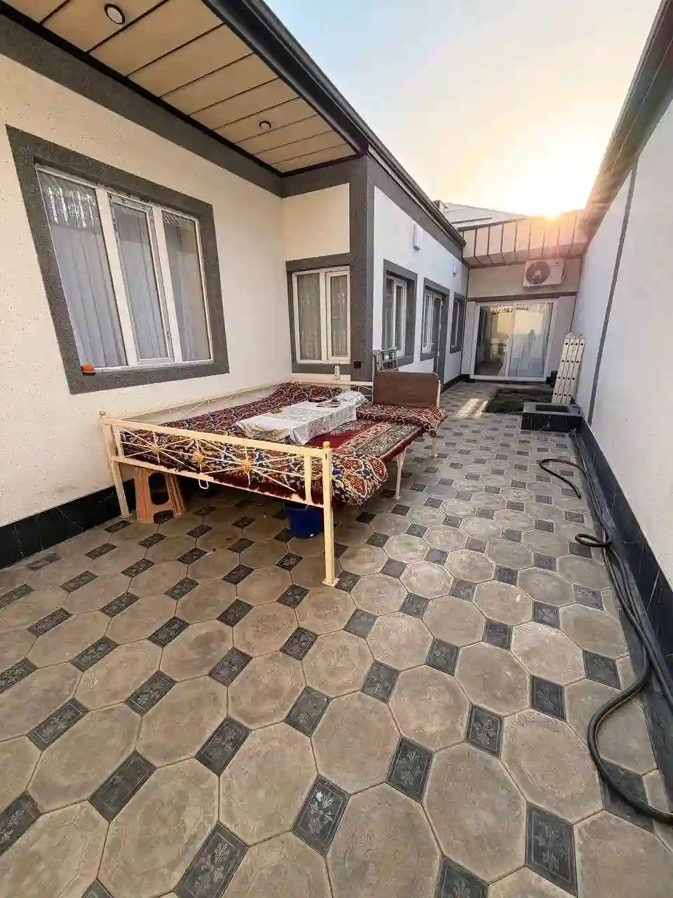 1 этажный, 4-комн. дом, 135 м², 2 соток, Фирдавси