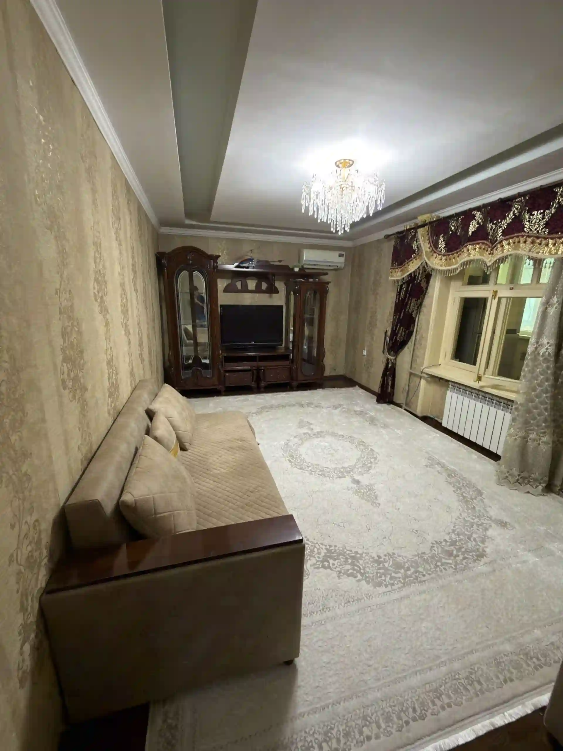 3-к квартира, 2 этаж, 65 м², айрапорт
