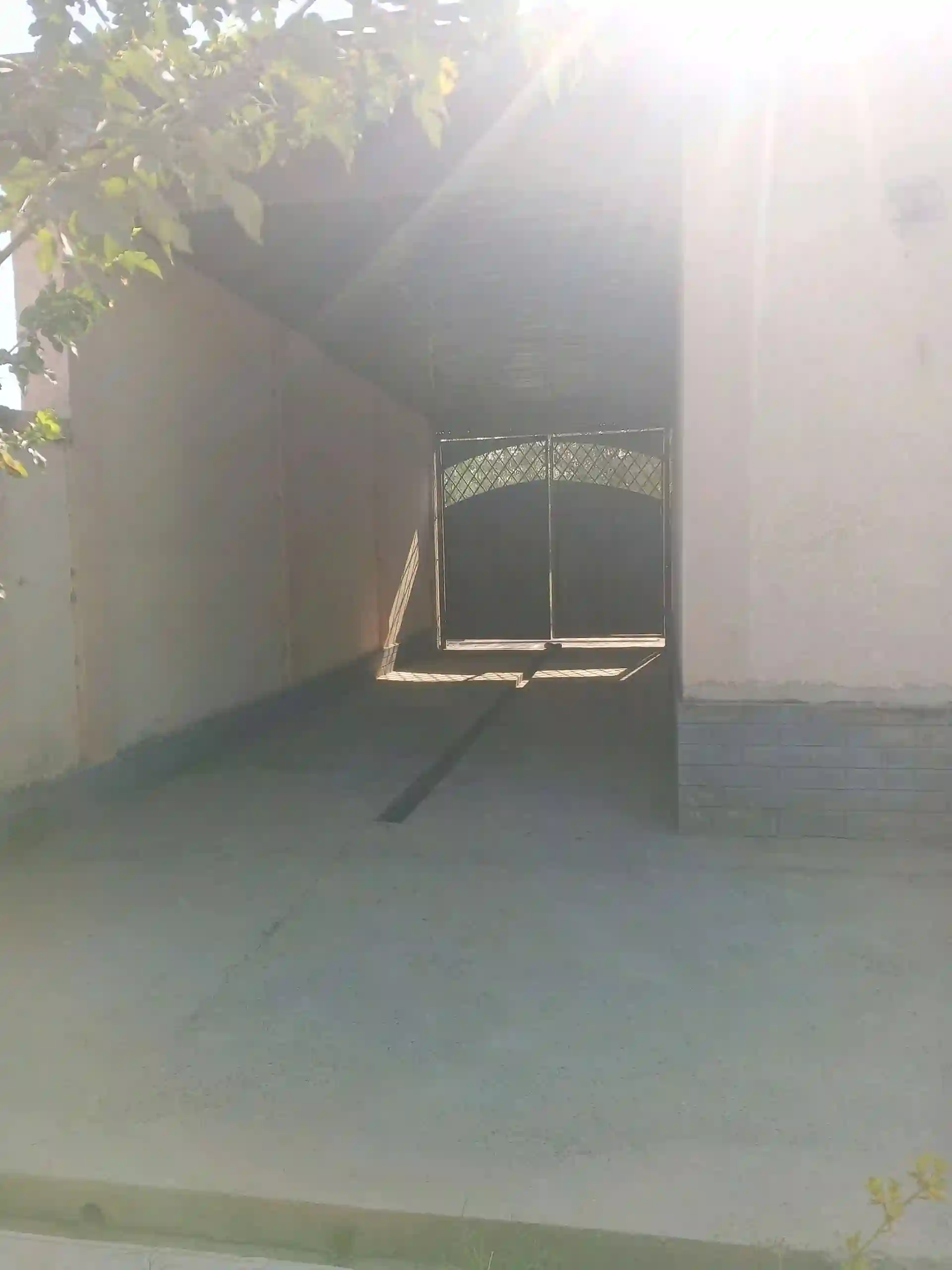 1 этажный, 5-комн. дом, 150 м², 4 соток, кушониён , савхози Файзали 2ум ( бози Худойдод)