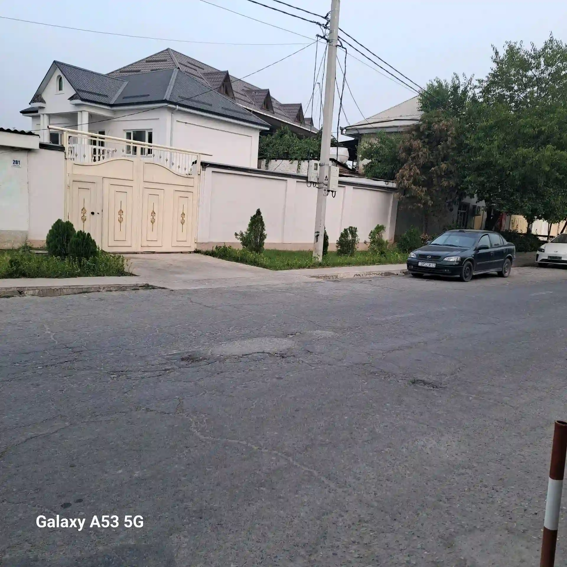 2 этажный, 3-комн. дом, 103 м², 325 соток, сино ул.Р Набиев 281