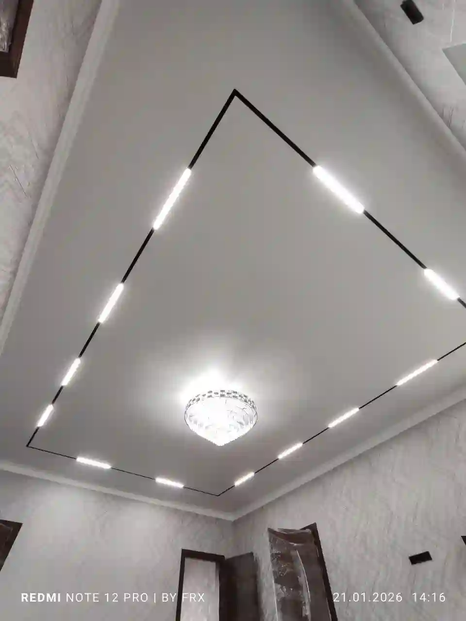 Натяжные потолки на заказ 