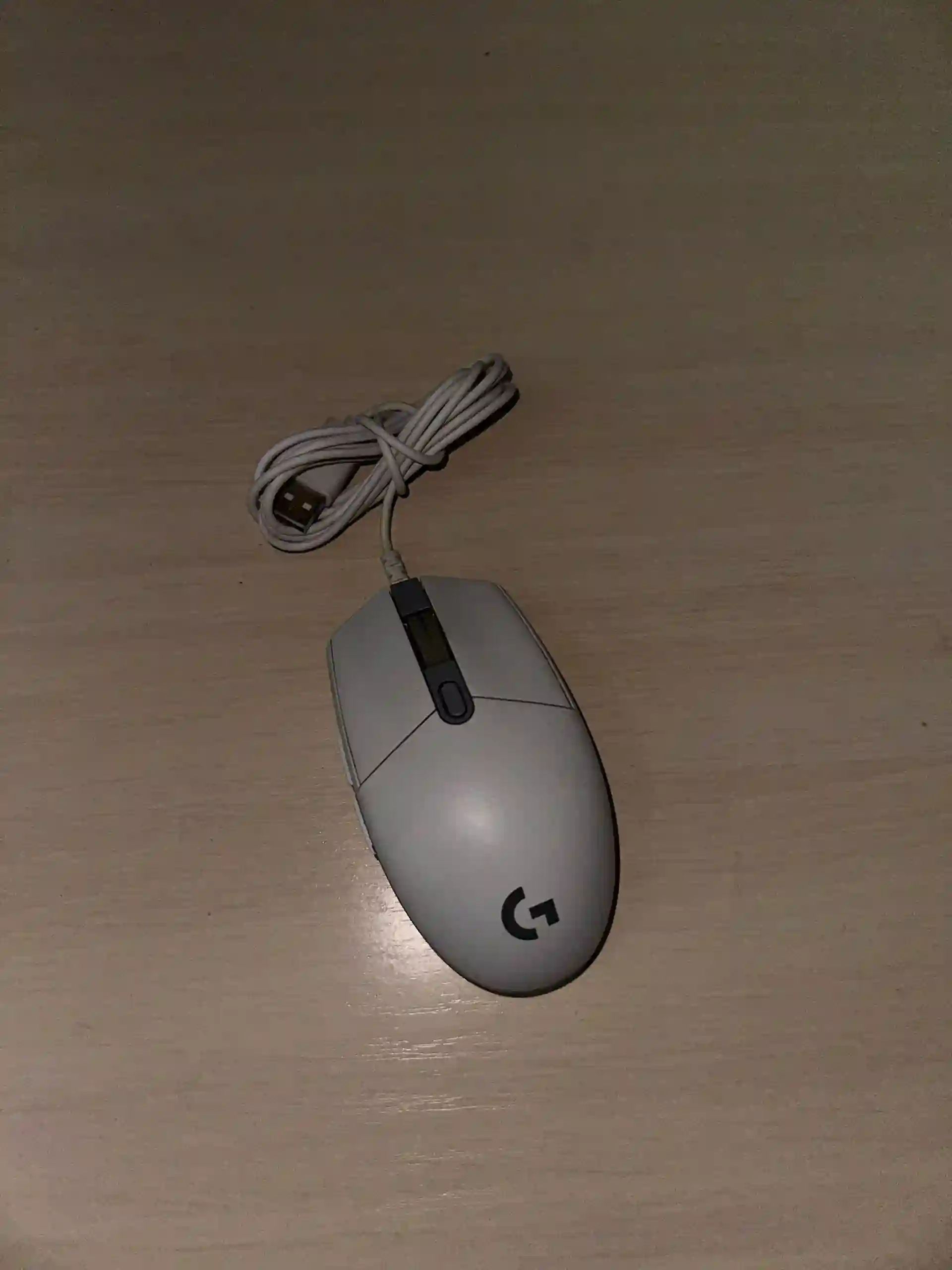 Игровая мышь Logitech G102 LightSync (белая)