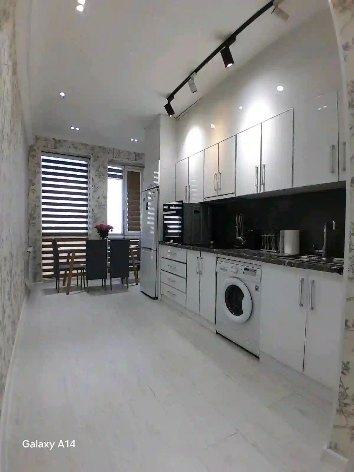 2-к квартира, 9 этаж, 50 м², Шохмансур мост Аэропорт