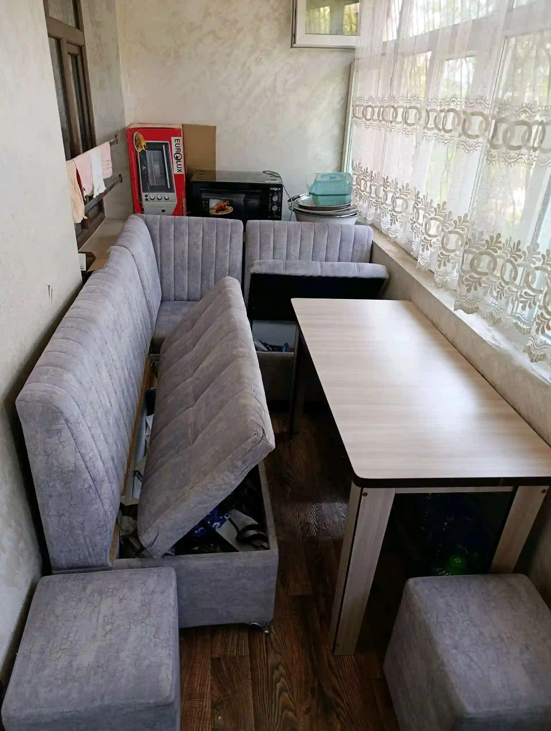 Кухонный уголок