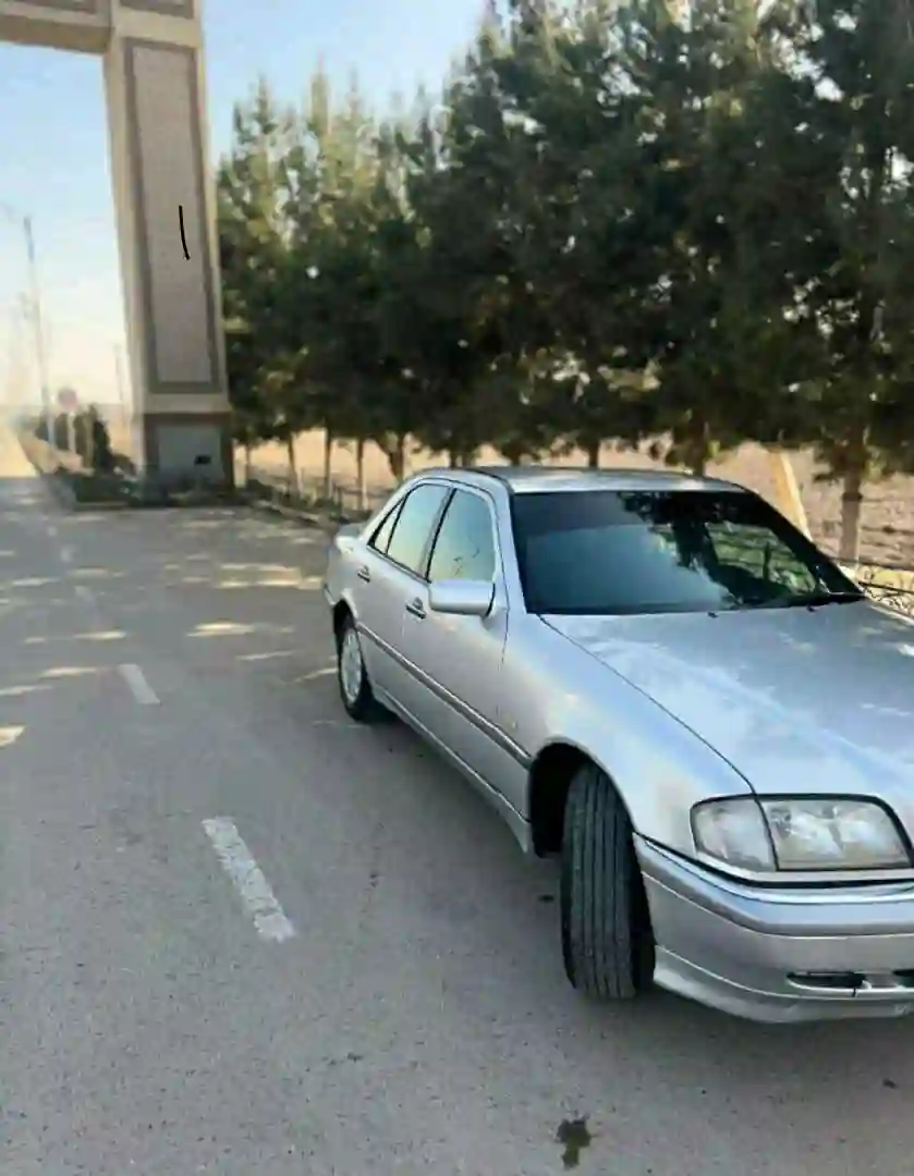 Mercedes-benz C class 2000