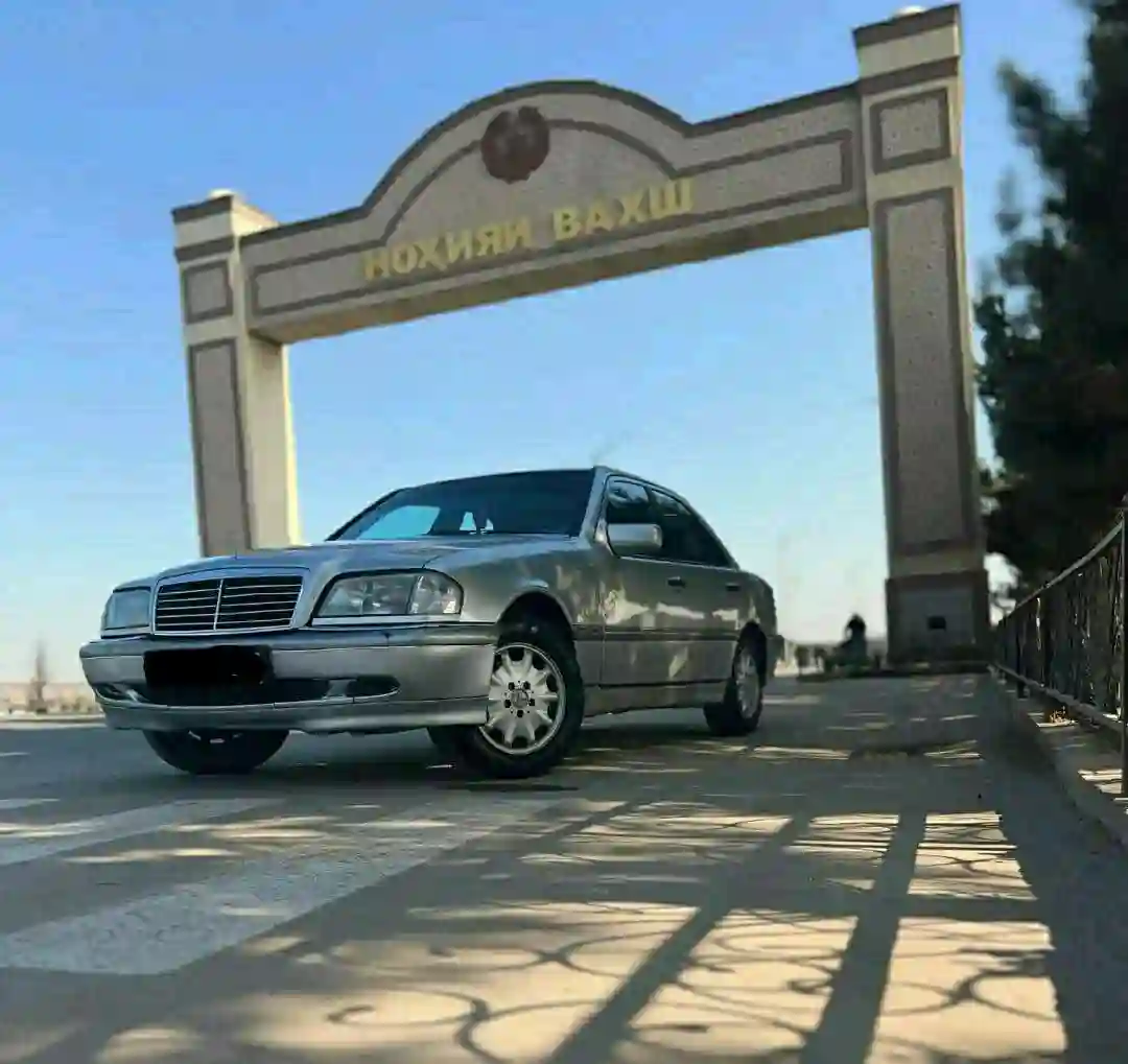 Mercedes-benz C class 2000