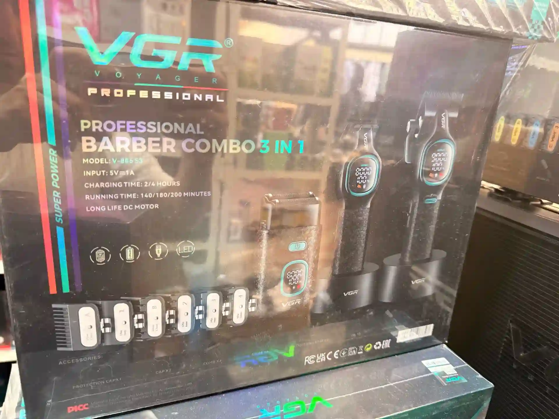Маҷмӯаи касбии ороиши VGR V-886 S3 