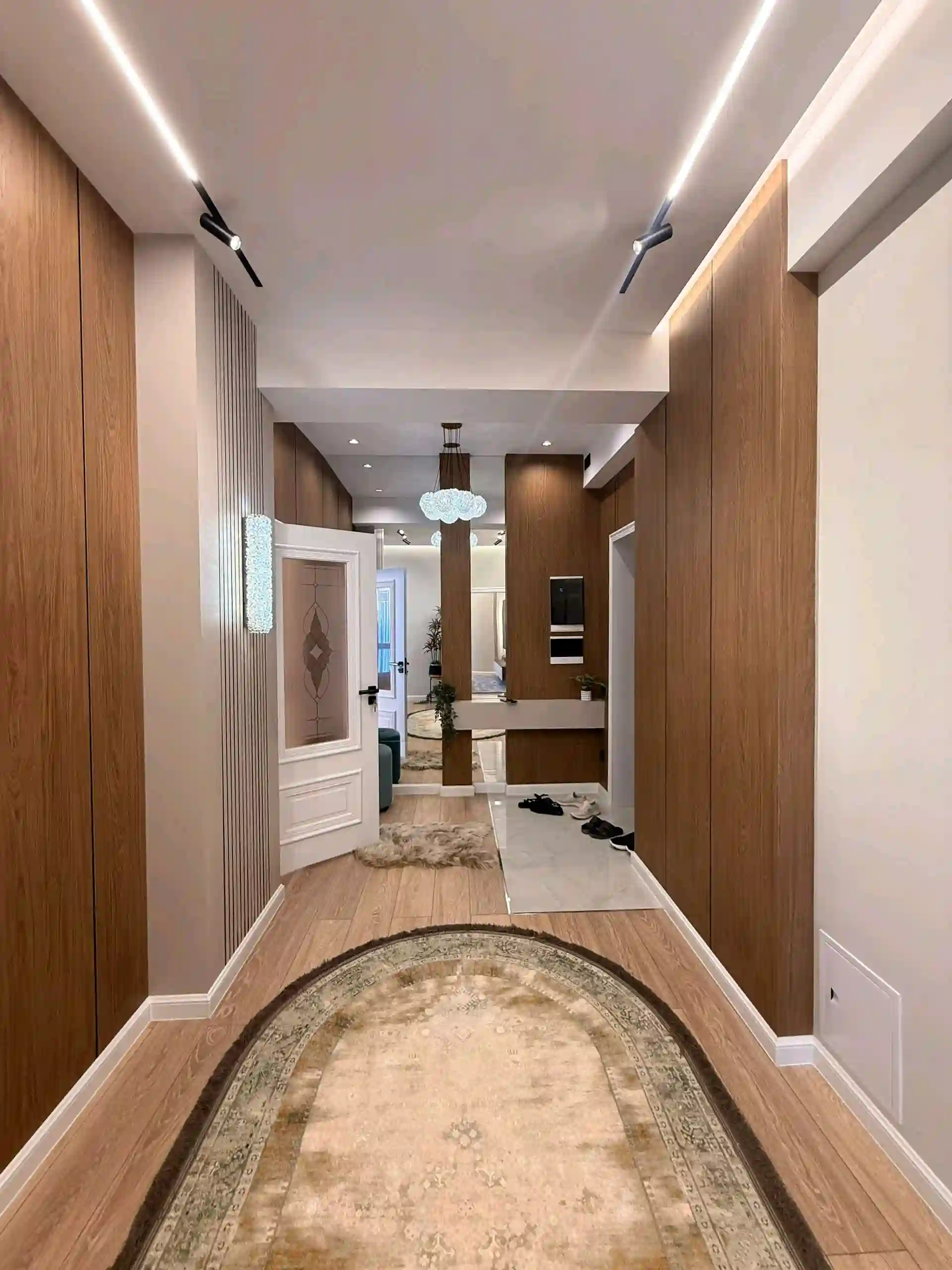 3-к квартира, 8 этаж, 91 м², 33-й Микрорайон