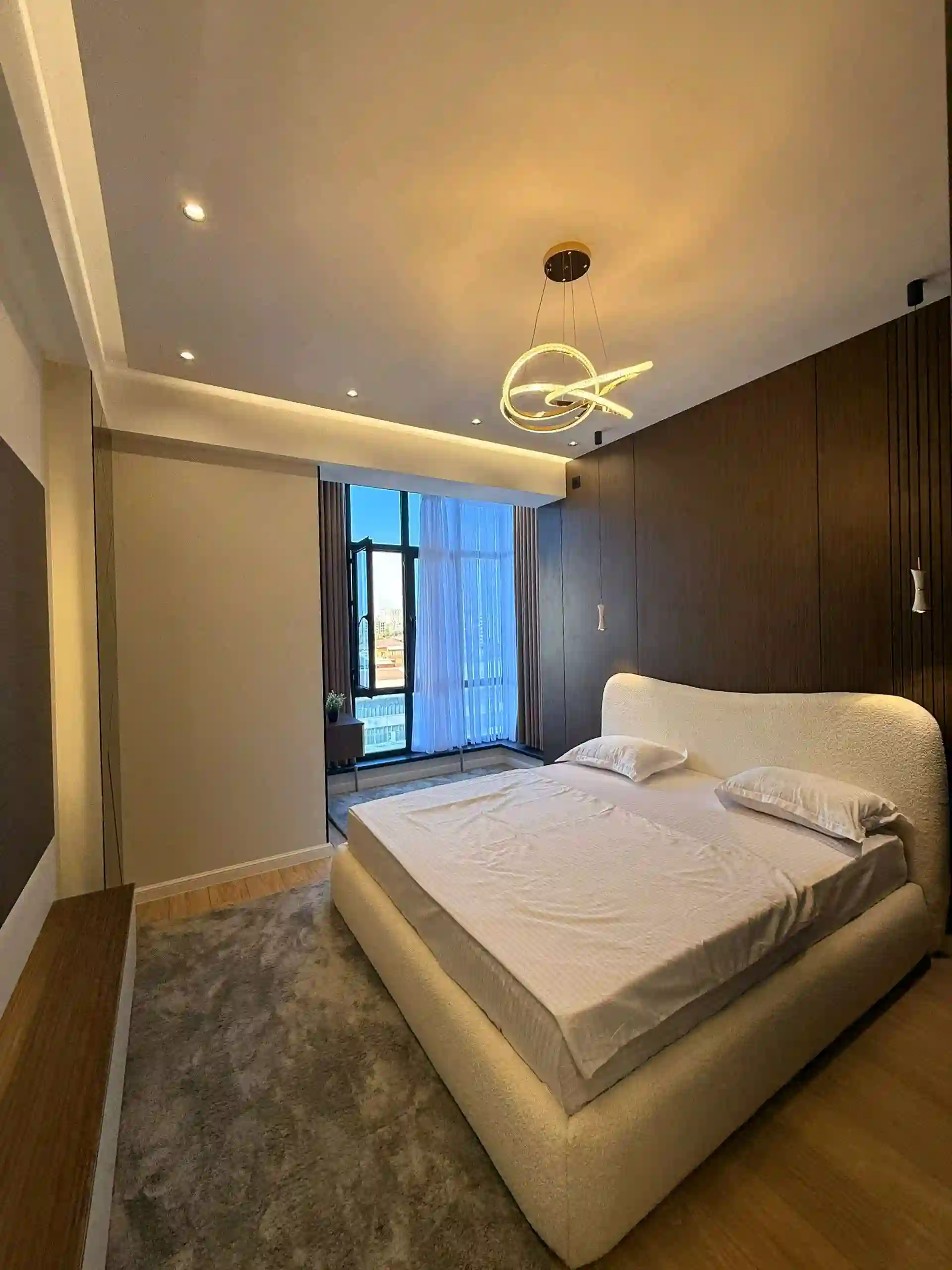 3-к квартира, 8 этаж, 91 м², 33-й Микрорайон