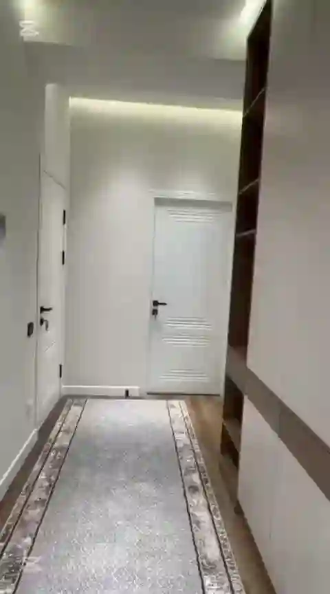 2-к квартира, 3 этаж, 80 м², Овир