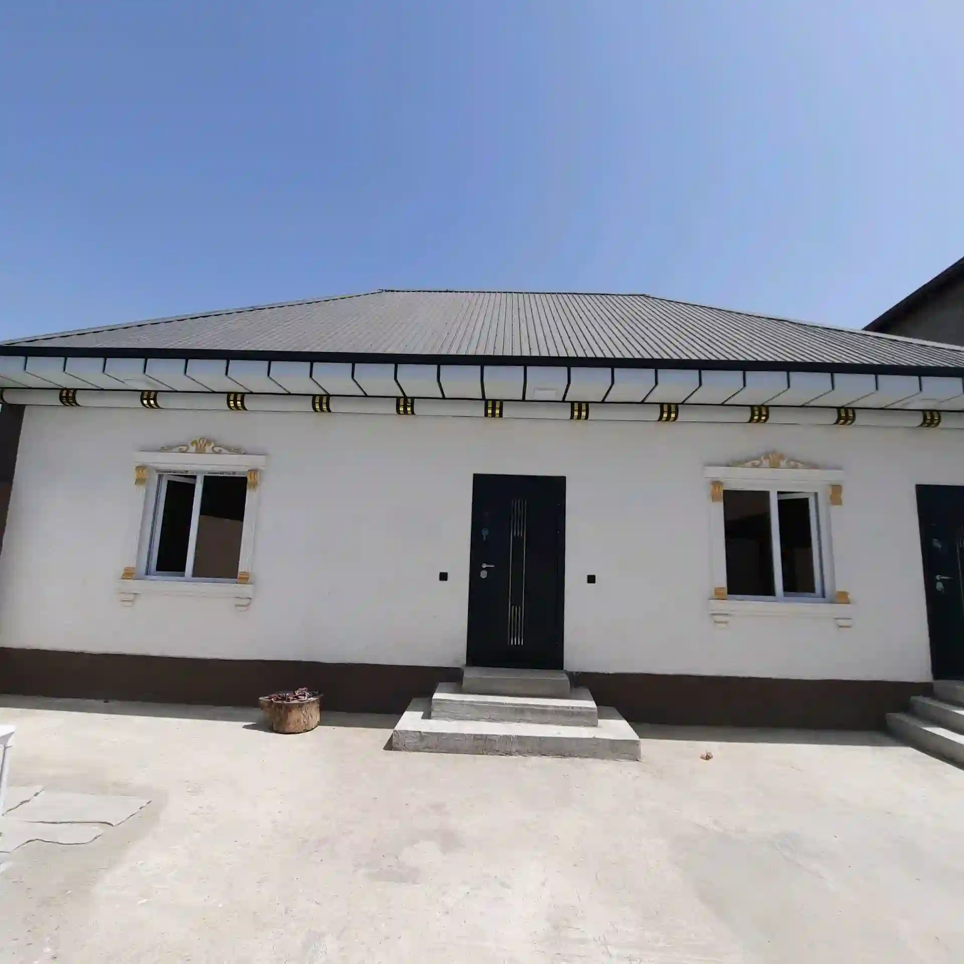 1 этажный, 3-комн. дом, 105 м², 2 соток, фирдавси