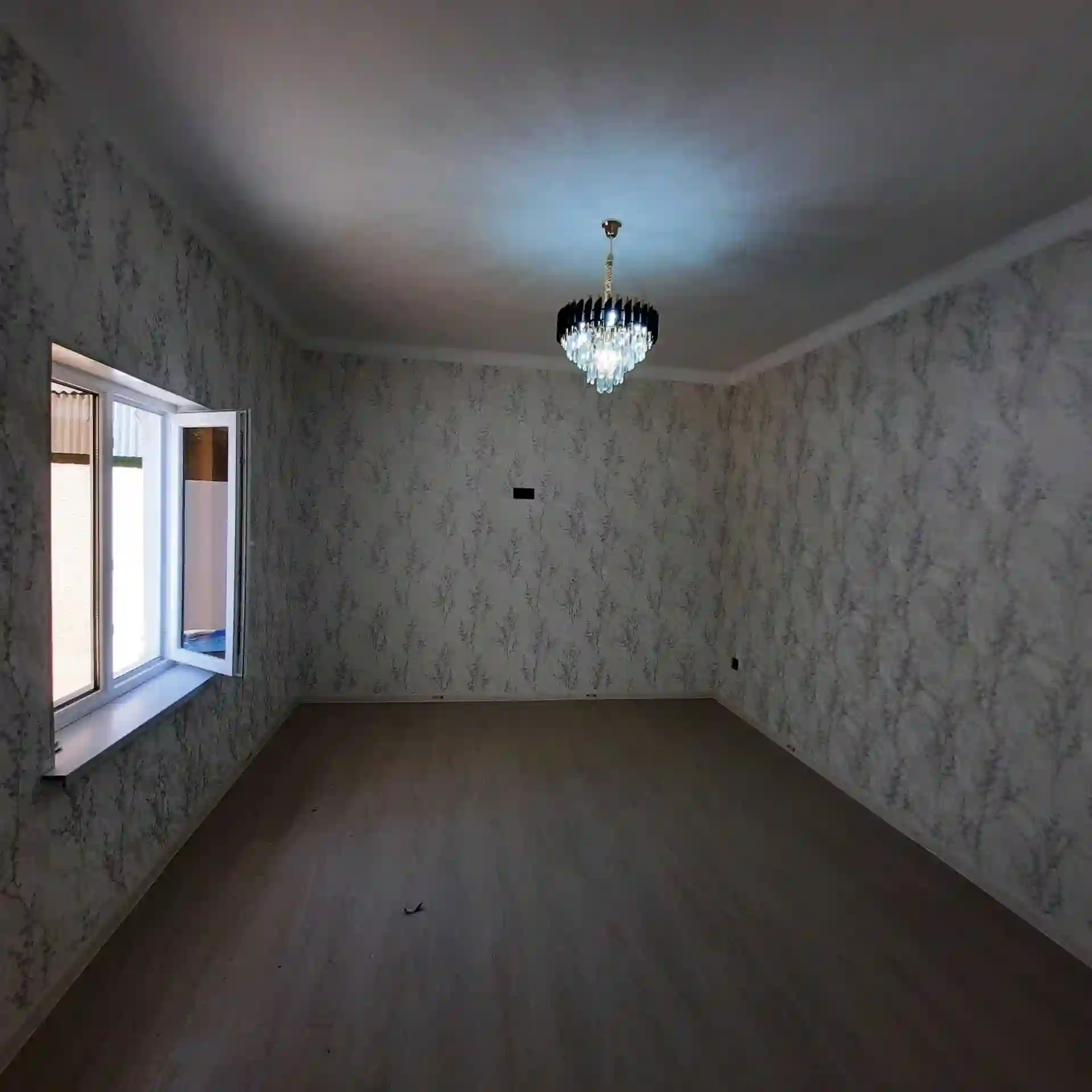 1 этажный, 3-комн. дом, 105 м², 2 соток, фирдавси