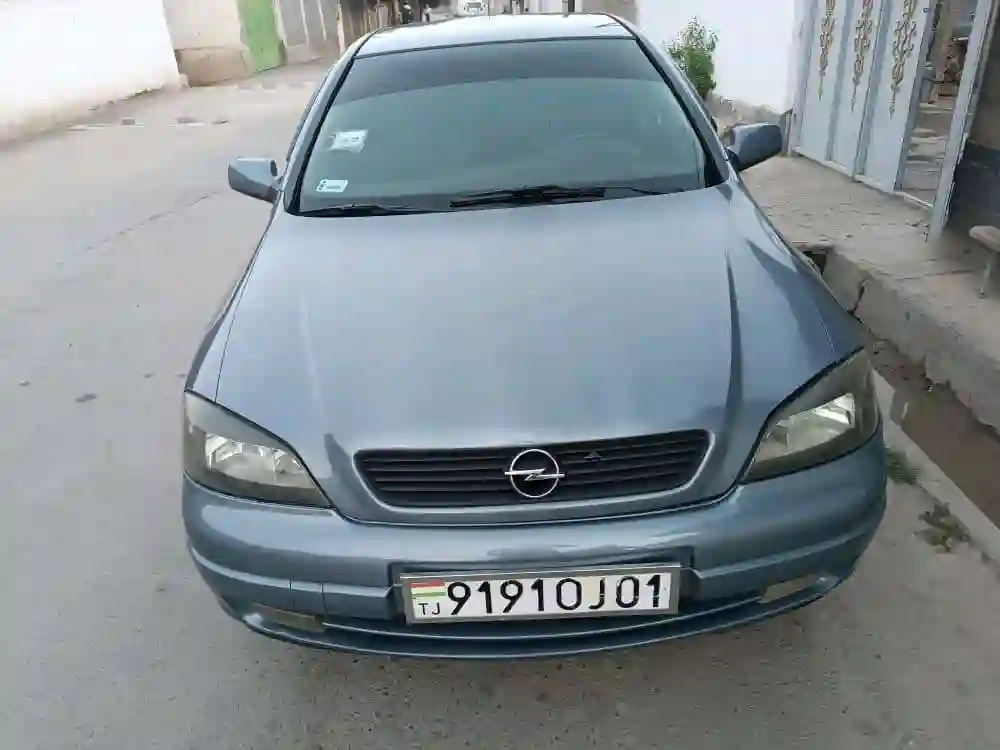Opel Astra j 2006