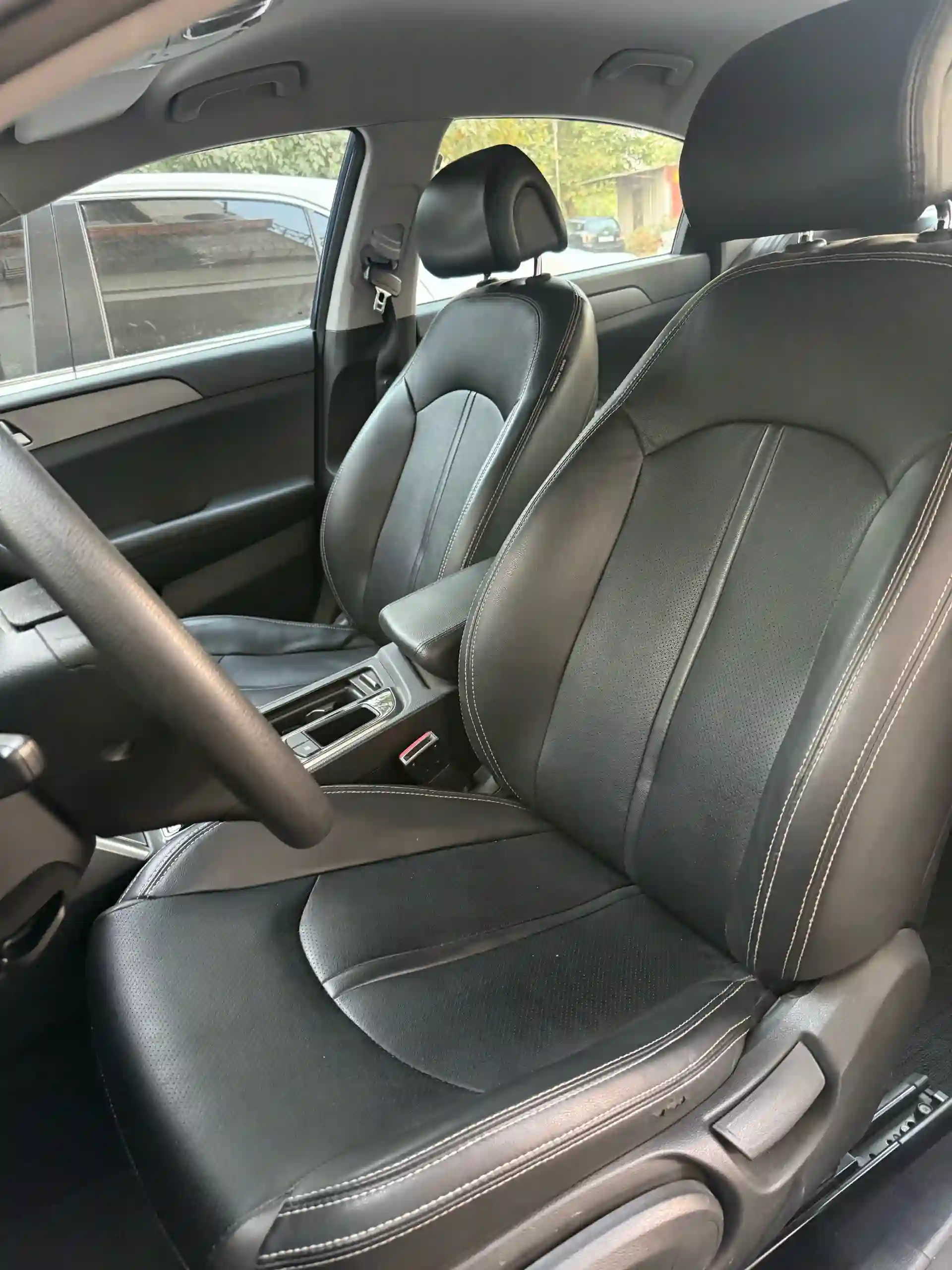 Hyundai Sonata LF