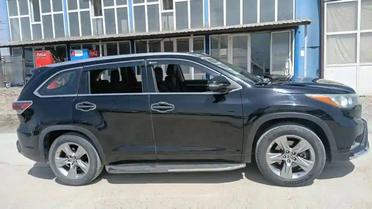Toyota Highlander 2017