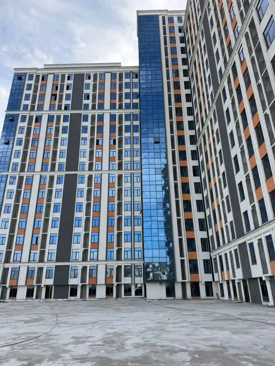 3-к квартира, 22 этаж, 104 м², Фирдавси