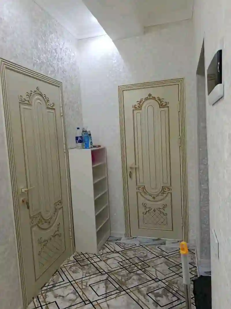3-к квартира, 4 этаж, 75 м², Шоҳмансур, Айнӣ 64/2