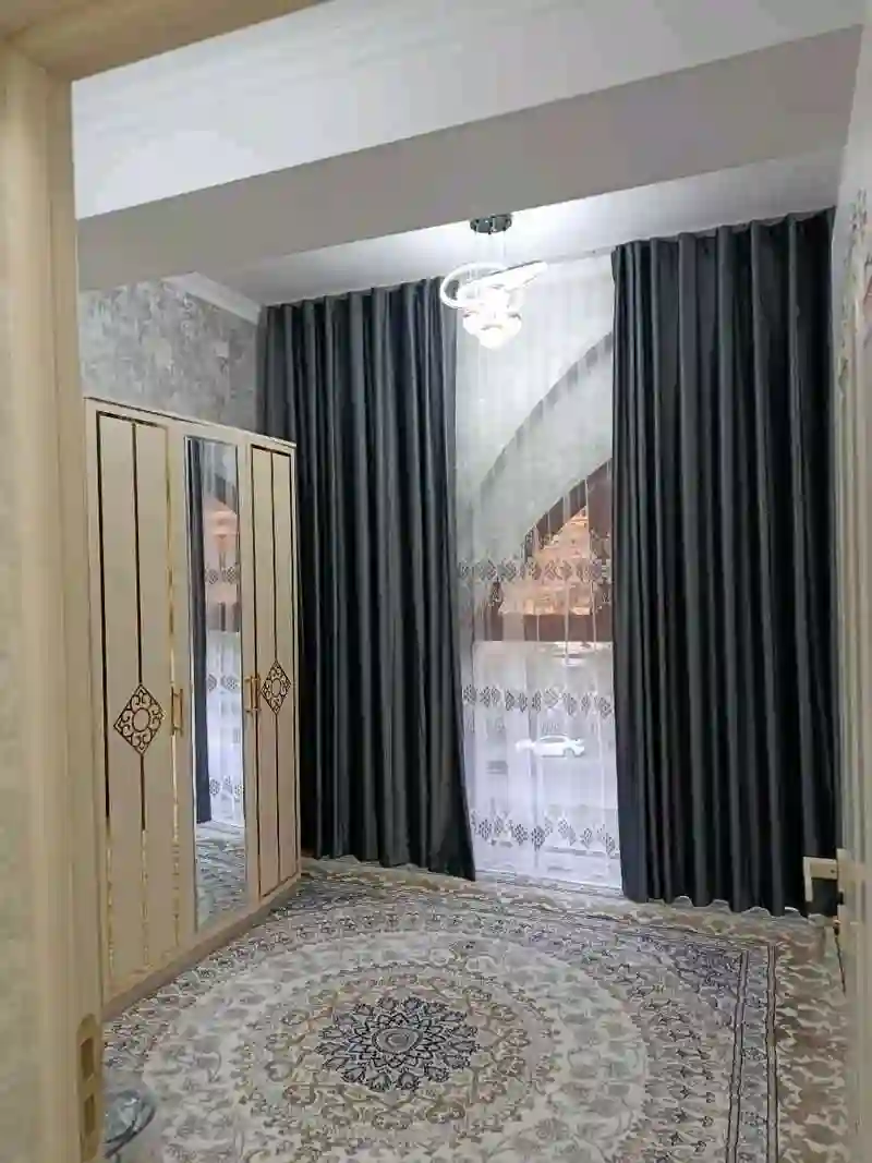 3-к квартира, 4 этаж, 75 м², Шоҳмансур, Айнӣ 64/2
