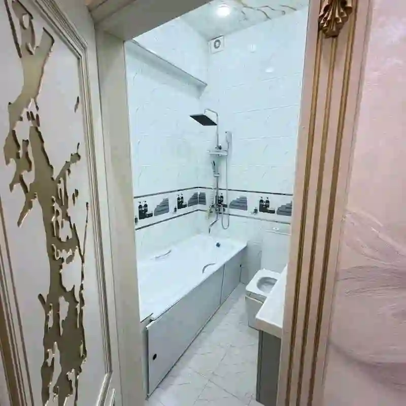 3-к квартира, 14 этаж, 100 м², И Сомони, Грандотел