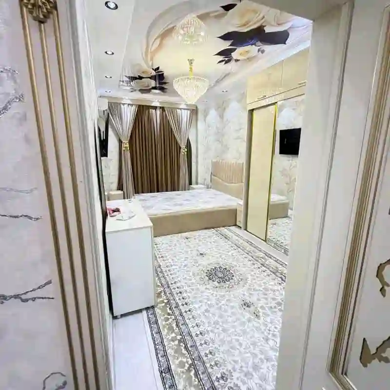 3-к квартира, 14 этаж, 100 м², И Сомони, Грандотел