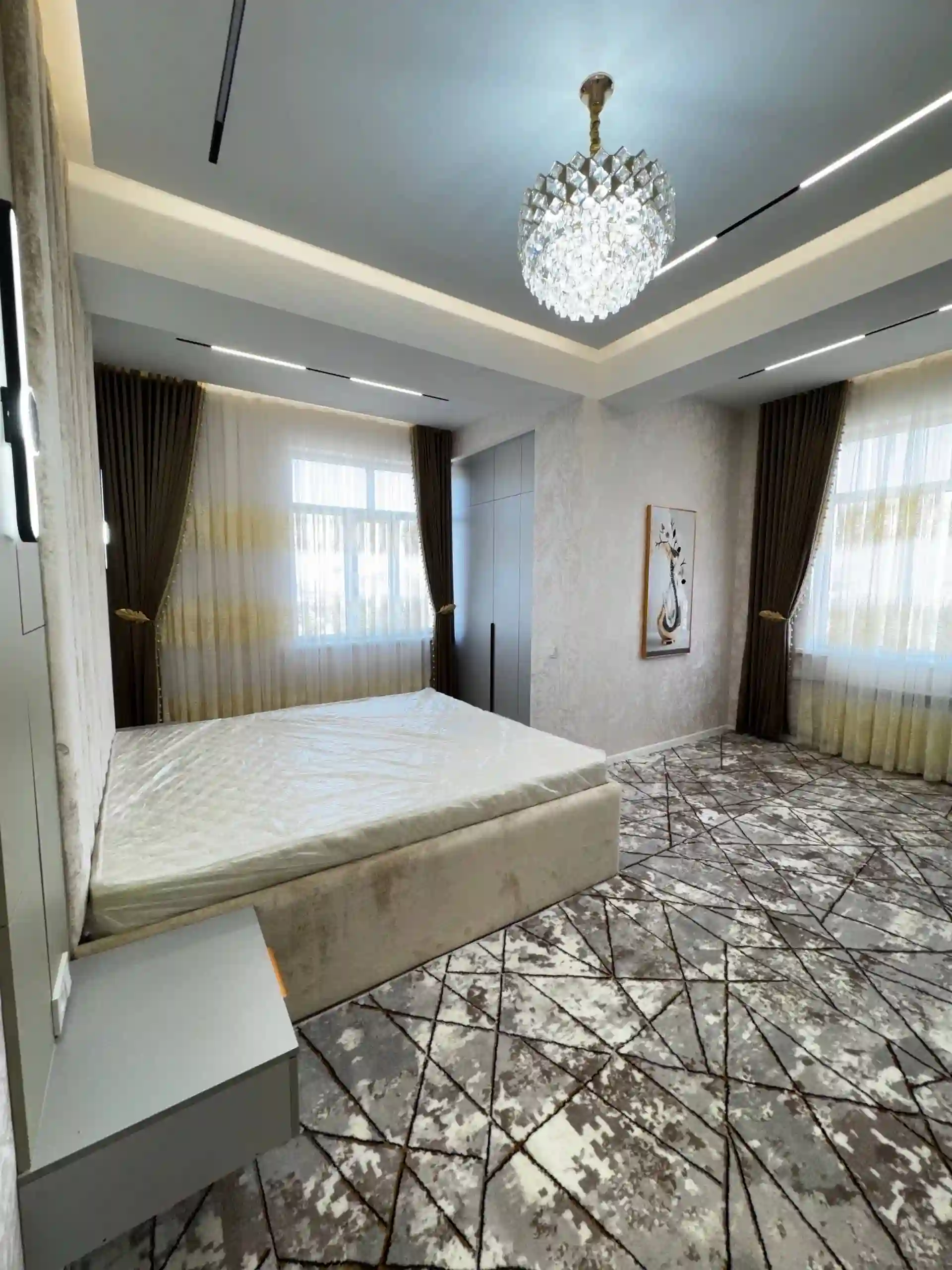 3-к квартира, 12 этаж, 102 м², Фирдавси