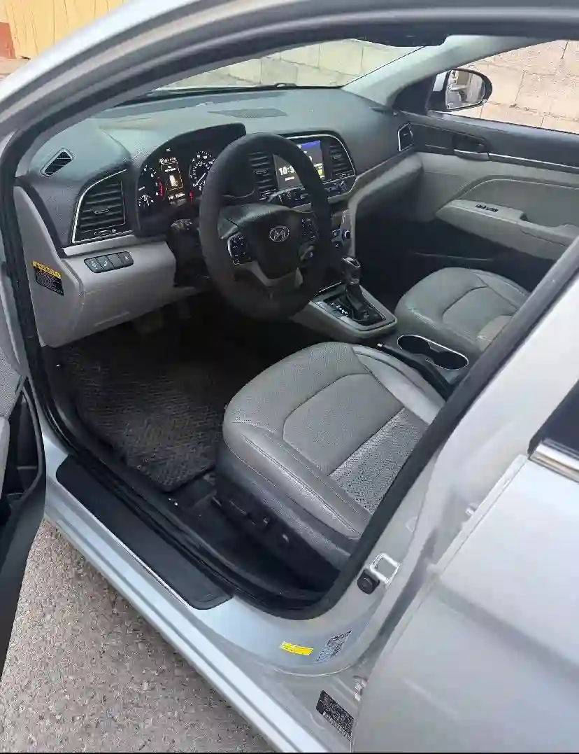 Hyundai H 200 2012